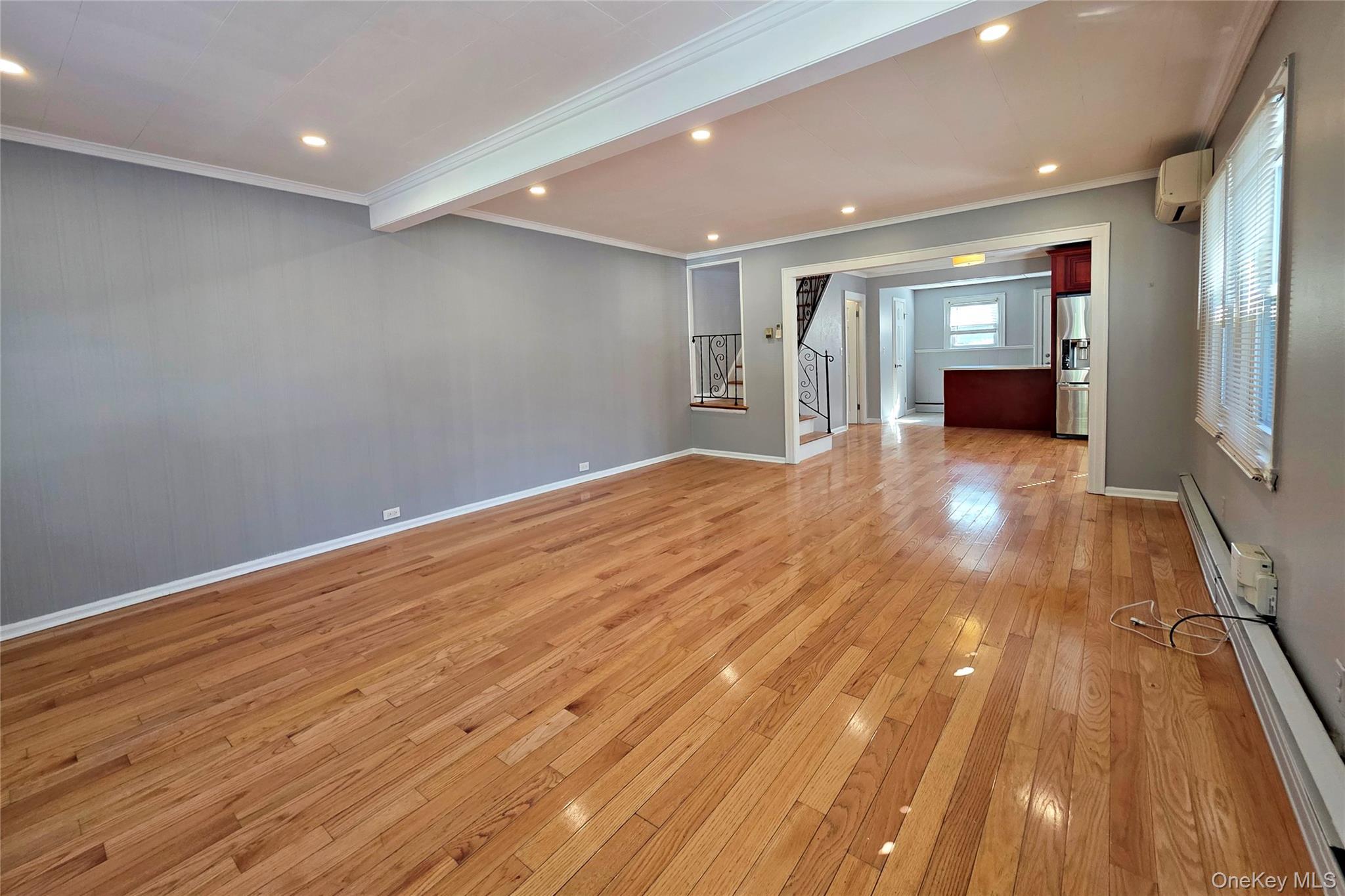 Single Family Marathon Queens, NY 11363, MLS-1008845-3