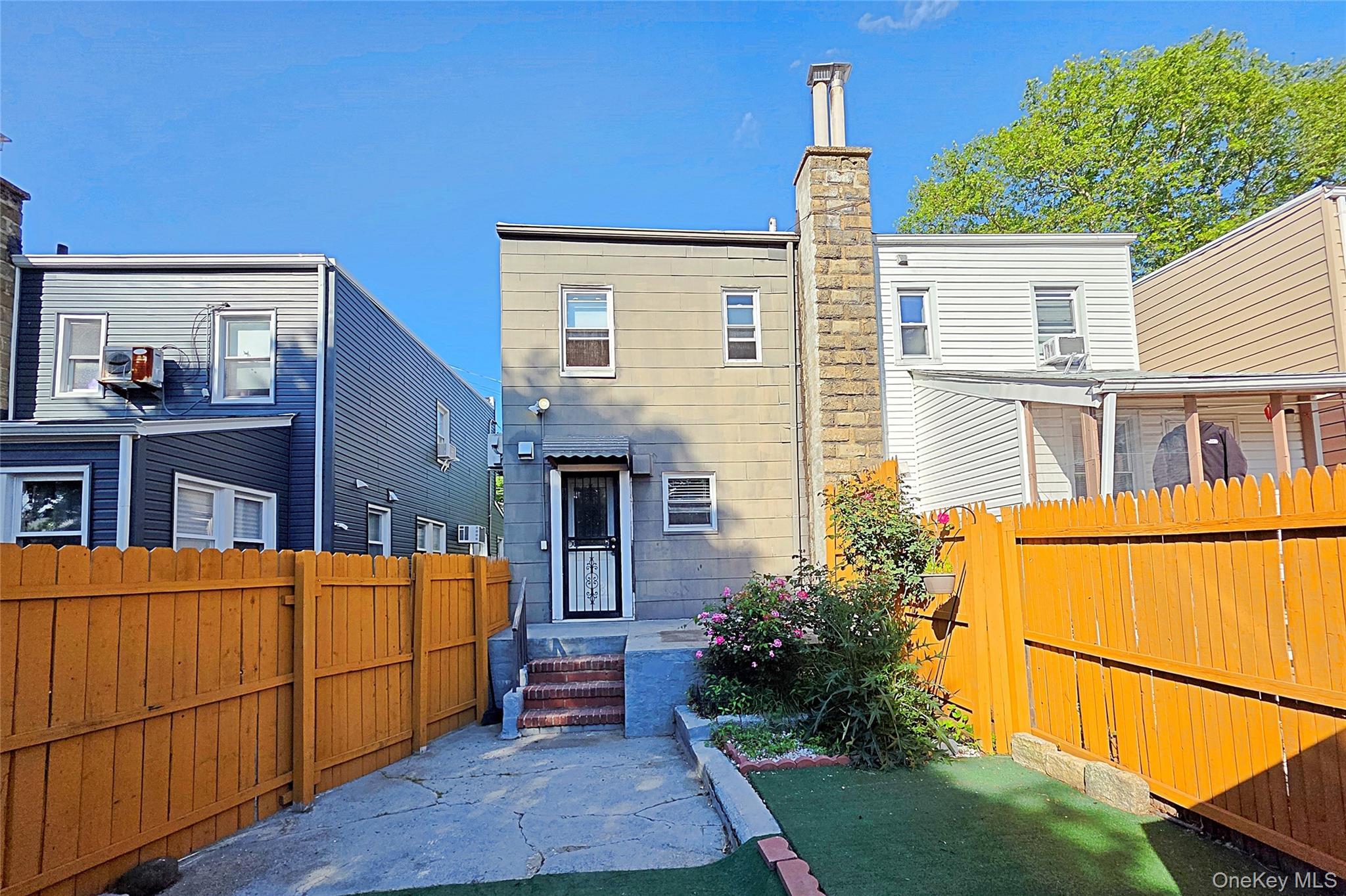 Single Family Marathon  Queens, NY 11363, MLS-1008845-34