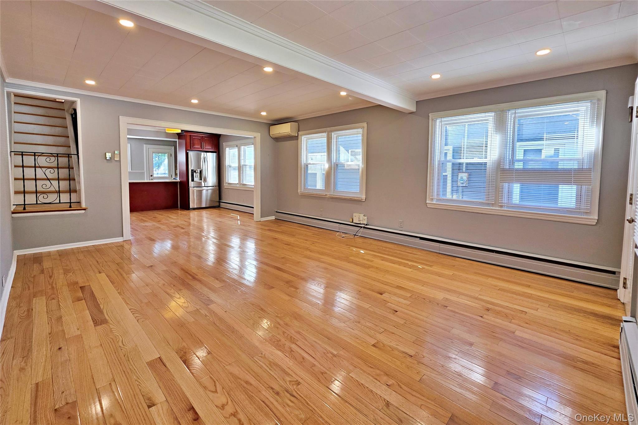 Single Family Marathon Queens, NY 11363, MLS-1008845-5