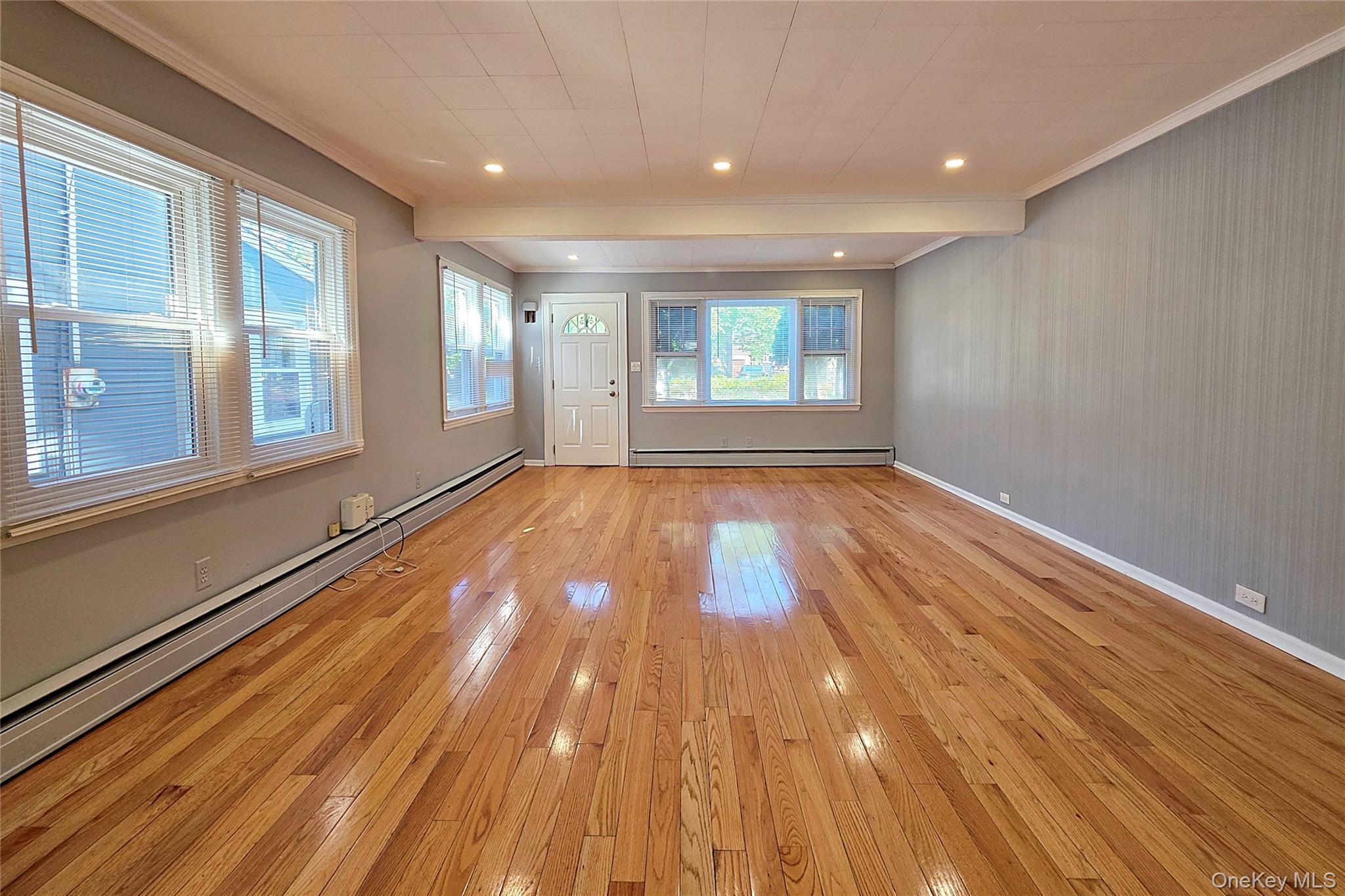 Single Family Marathon Queens, NY 11363, MLS-1008845-7