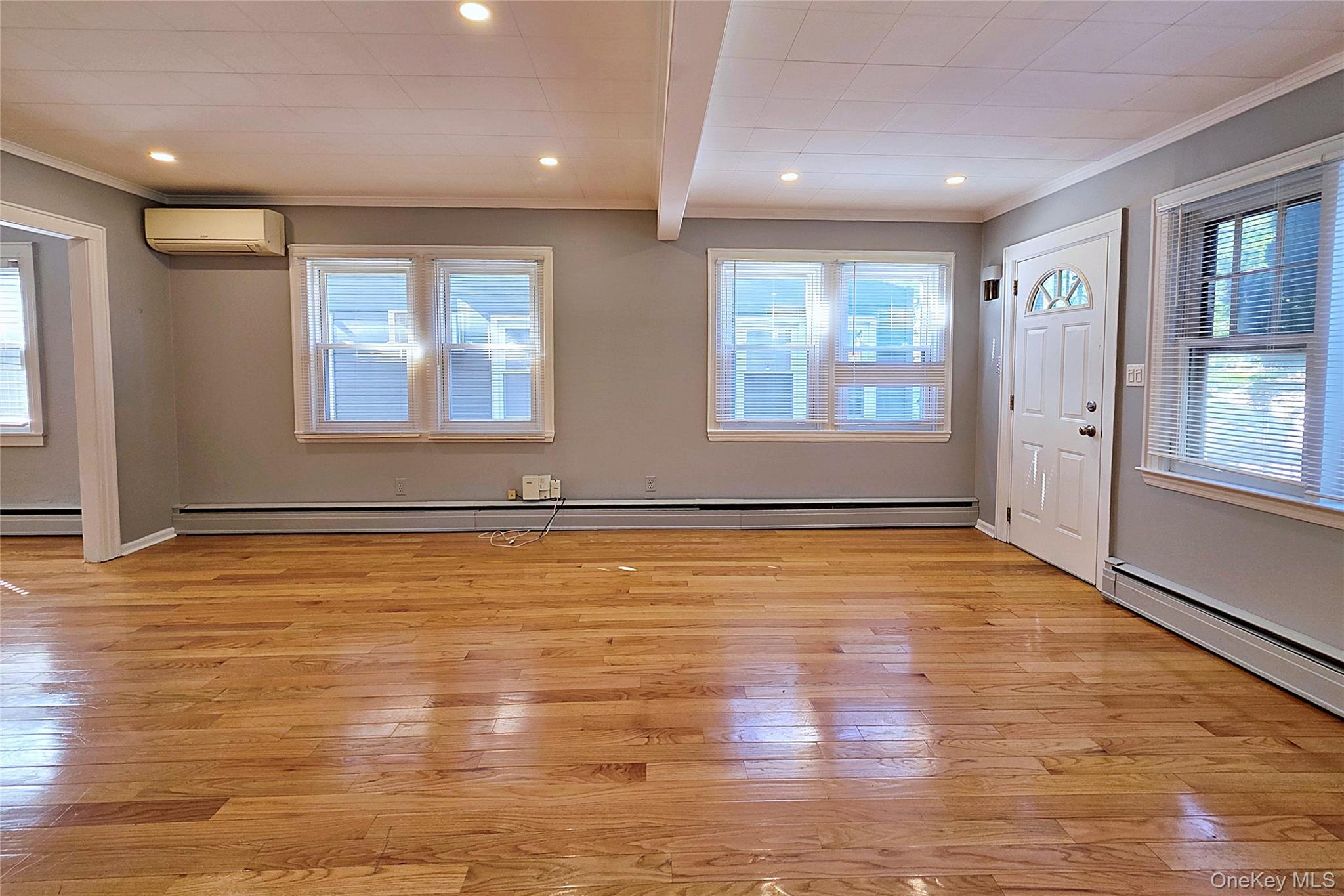 Single Family Marathon Queens, NY 11363, MLS-1008845-8