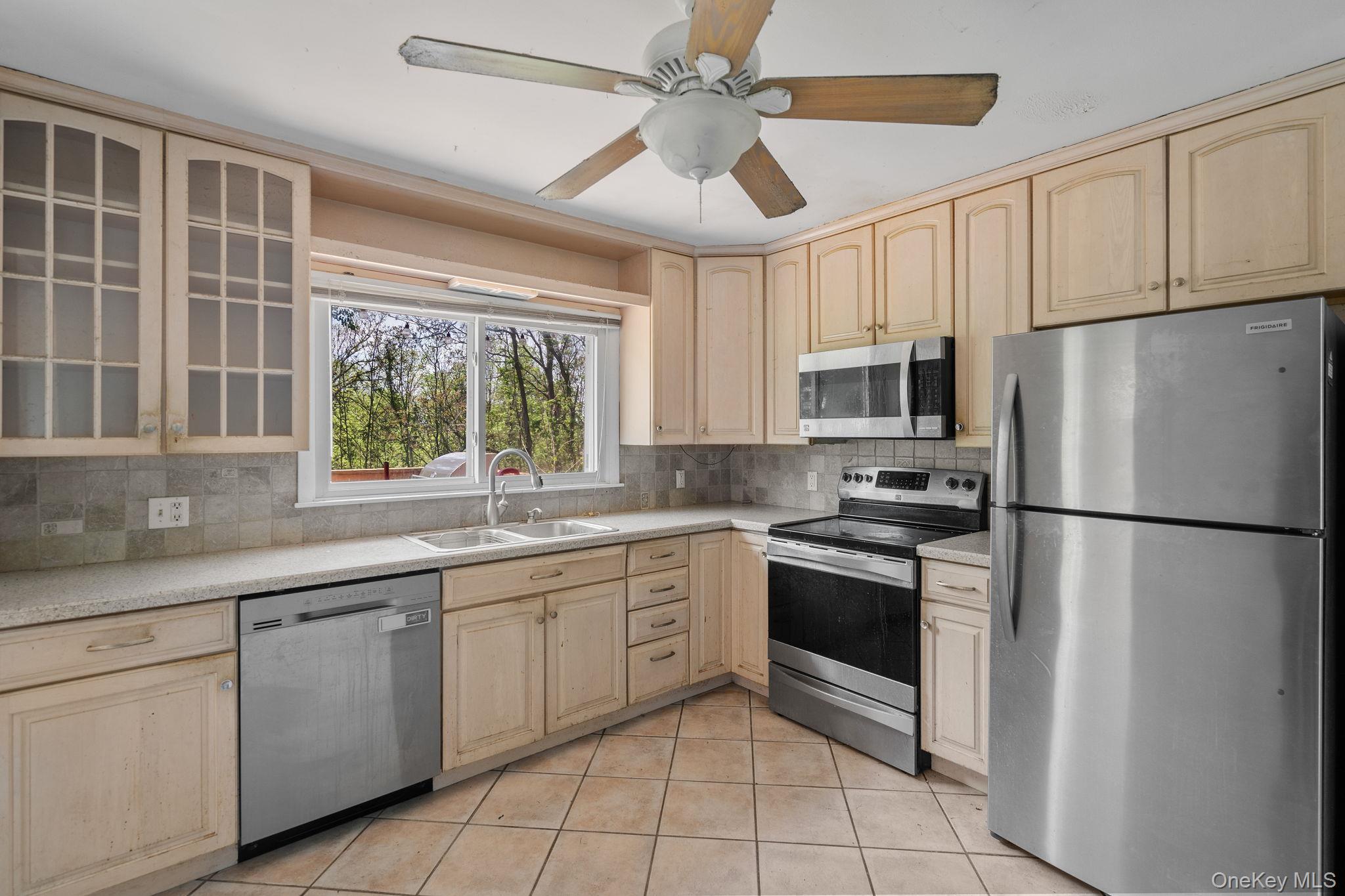 Single Family Caudie Drive Dutchess County, NY 12603, MLS-1008862-2
