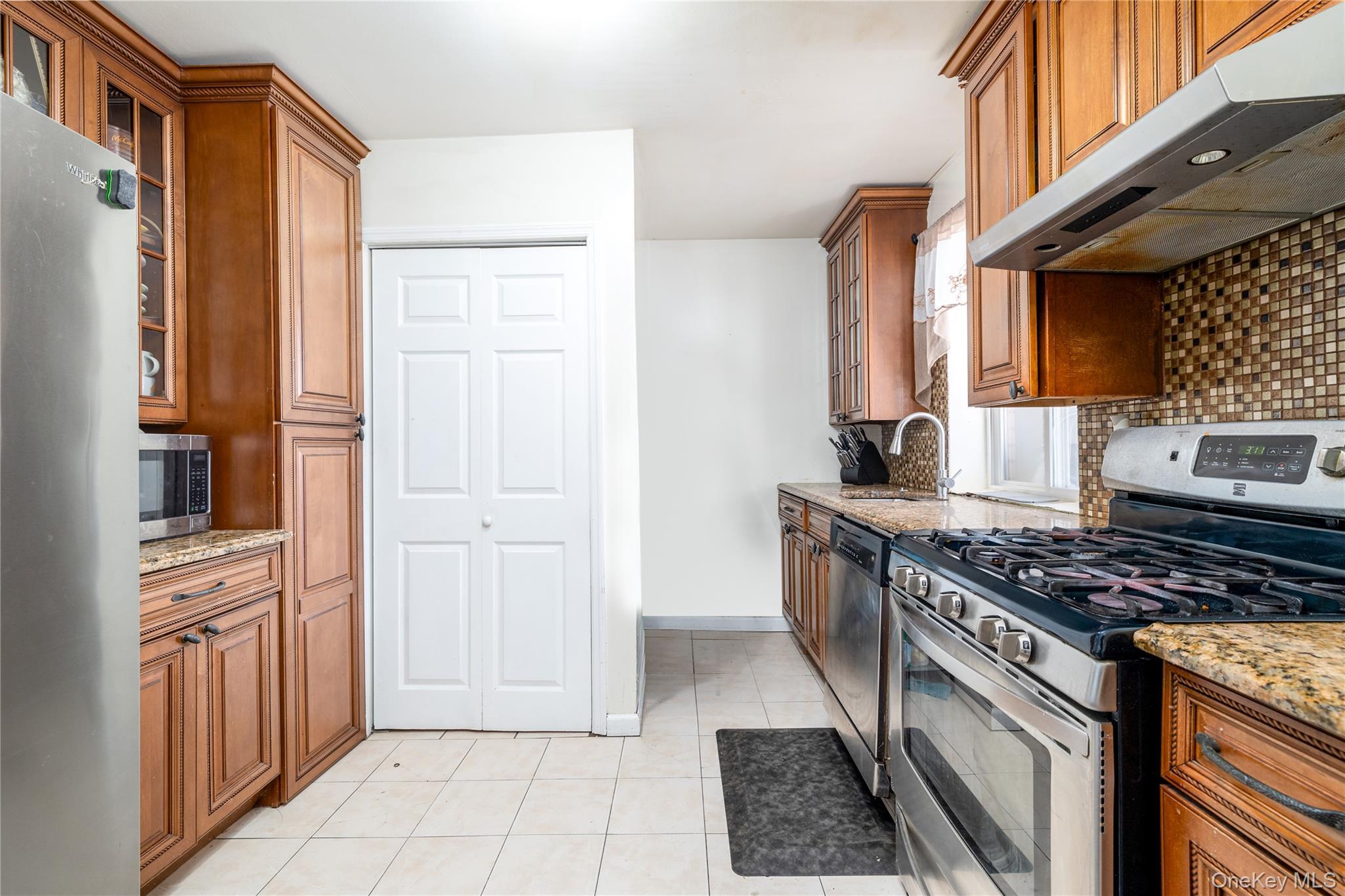 Single Family 124th Queens, NY 11356, MLS-1008863-5