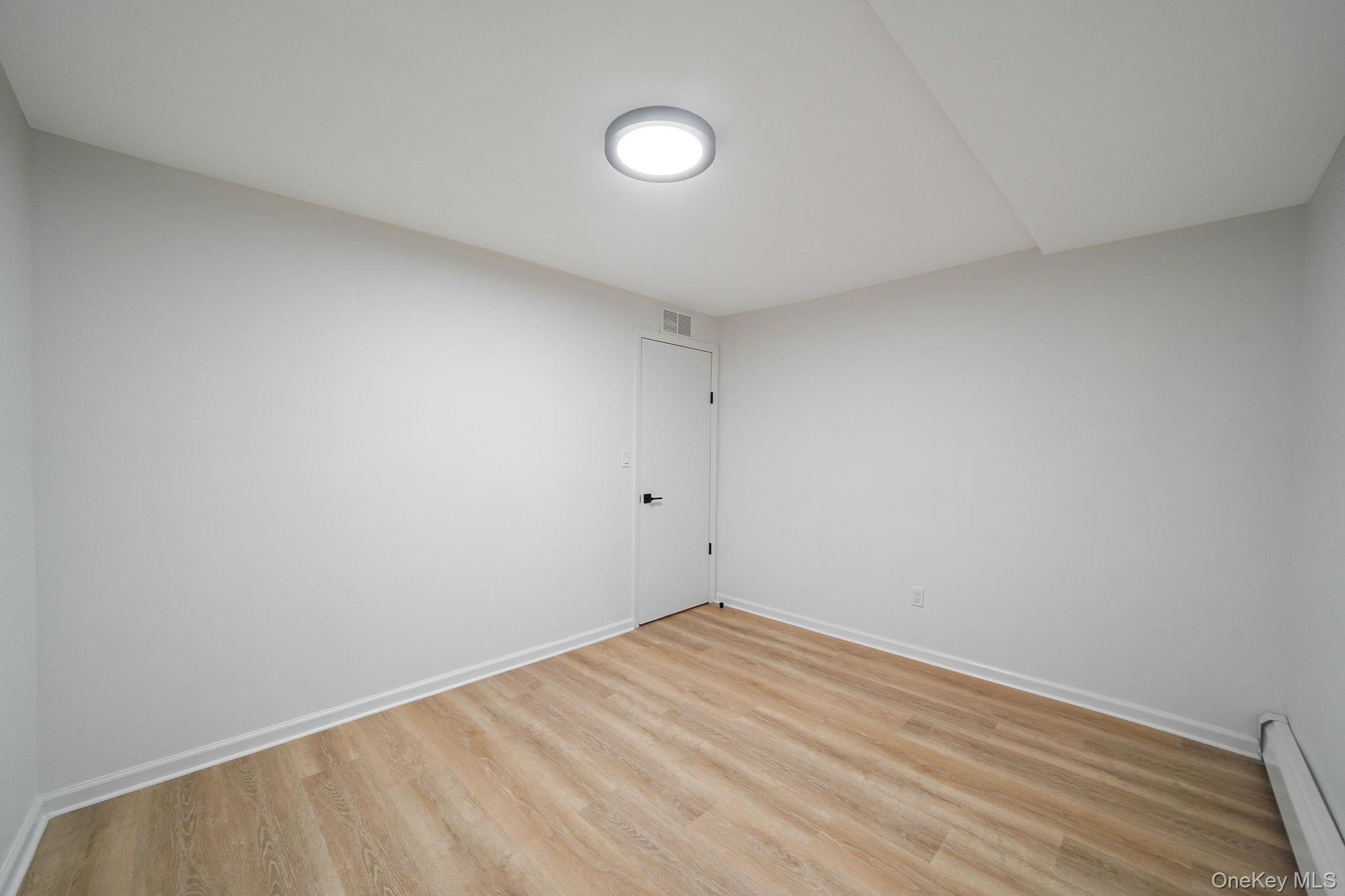 Single Family 250th Street Queens, NY 11422, MLS-1008913-29