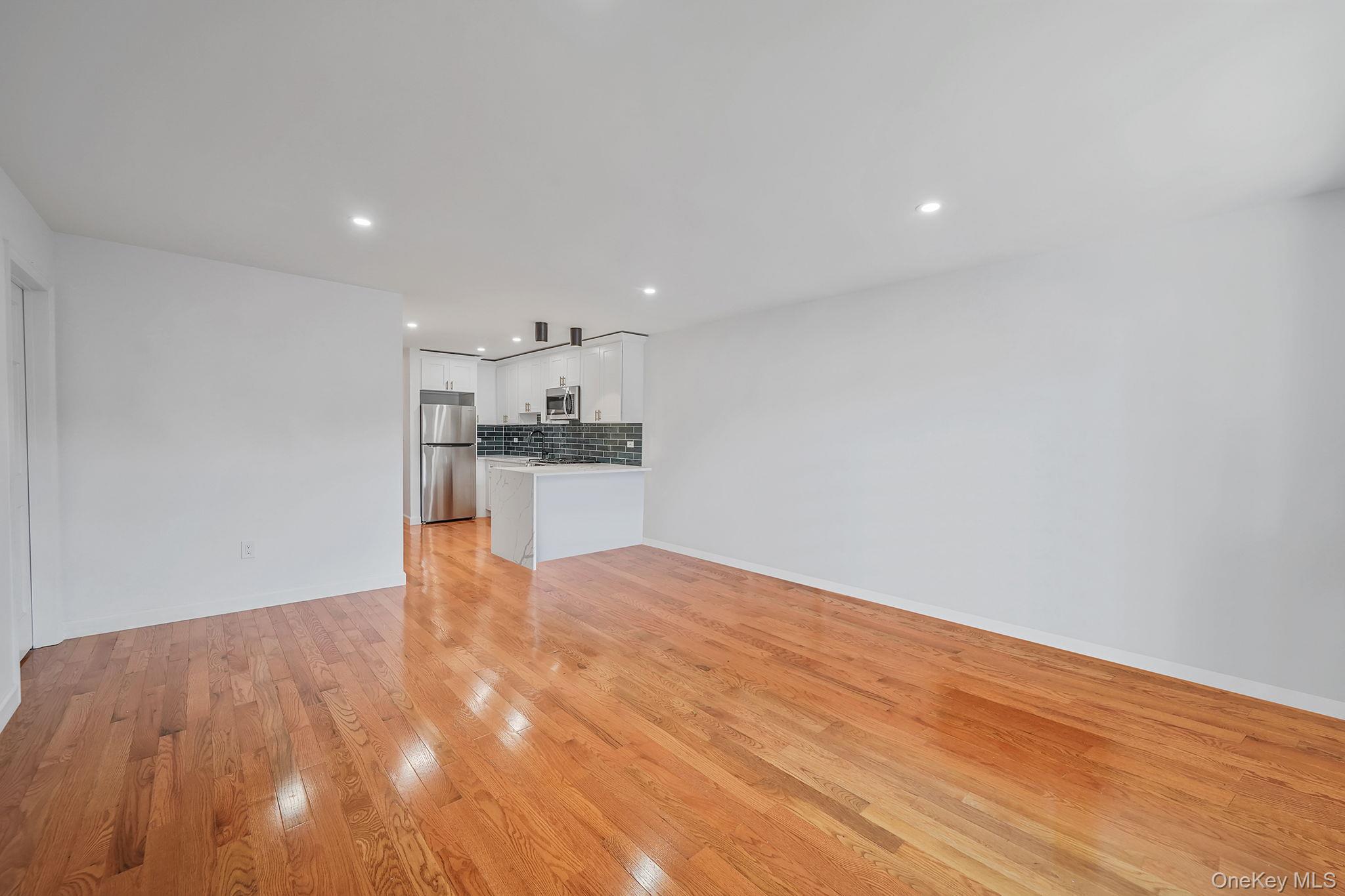 Single Family 250th Street Queens, NY 11422, MLS-1008913-8