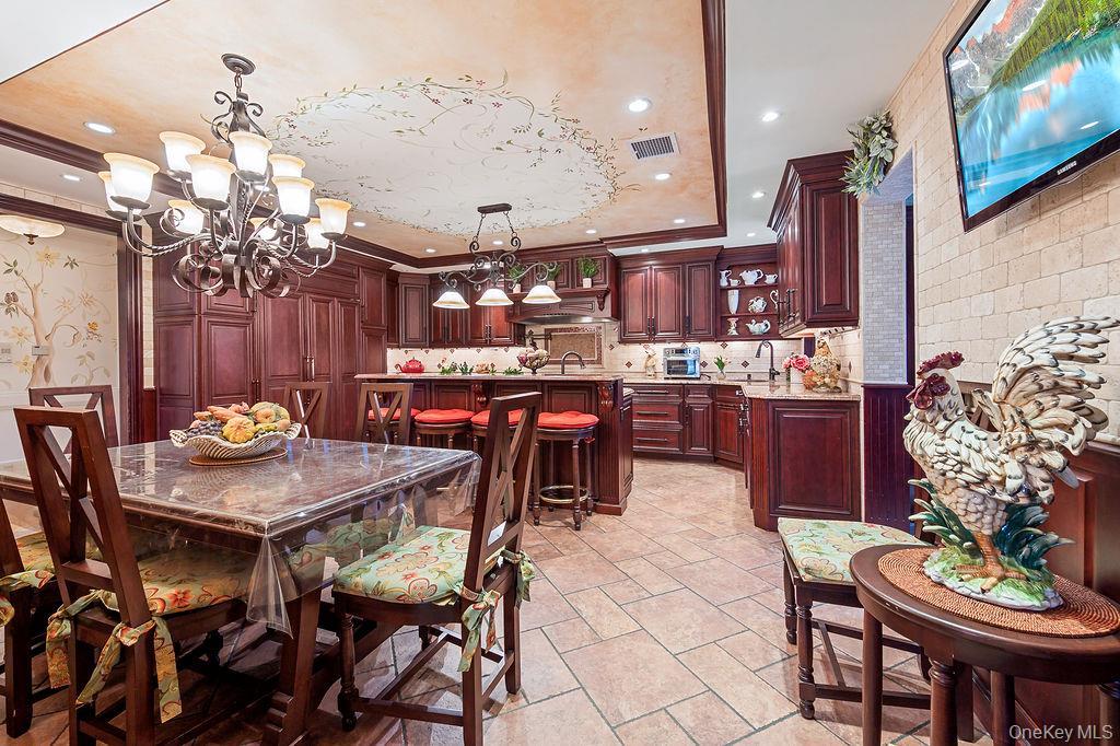 Single Family Point Crescent Queens, NY 11357, MLS-1008950-11