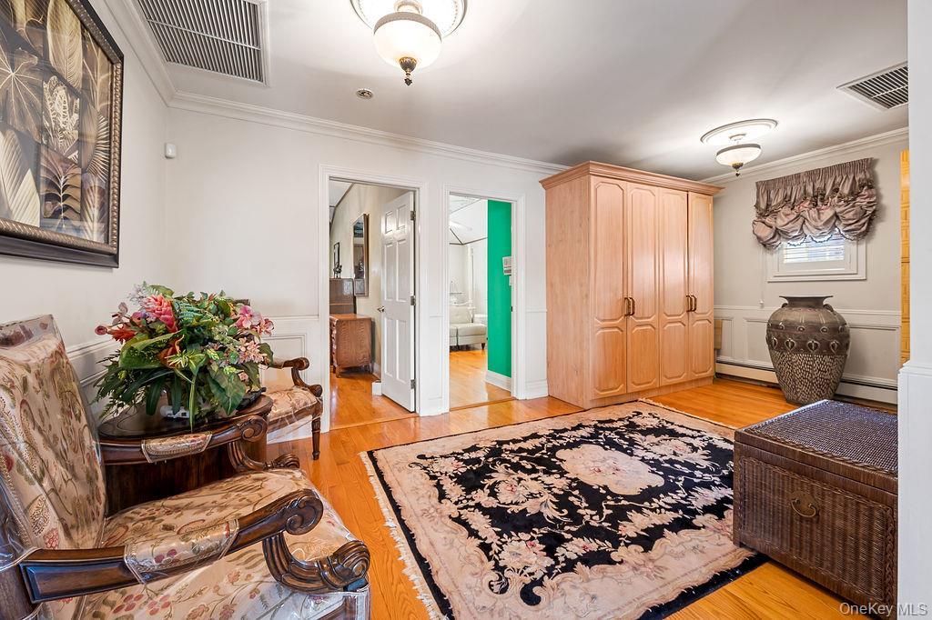 Single Family Point Crescent Queens, NY 11357, MLS-1008950-24