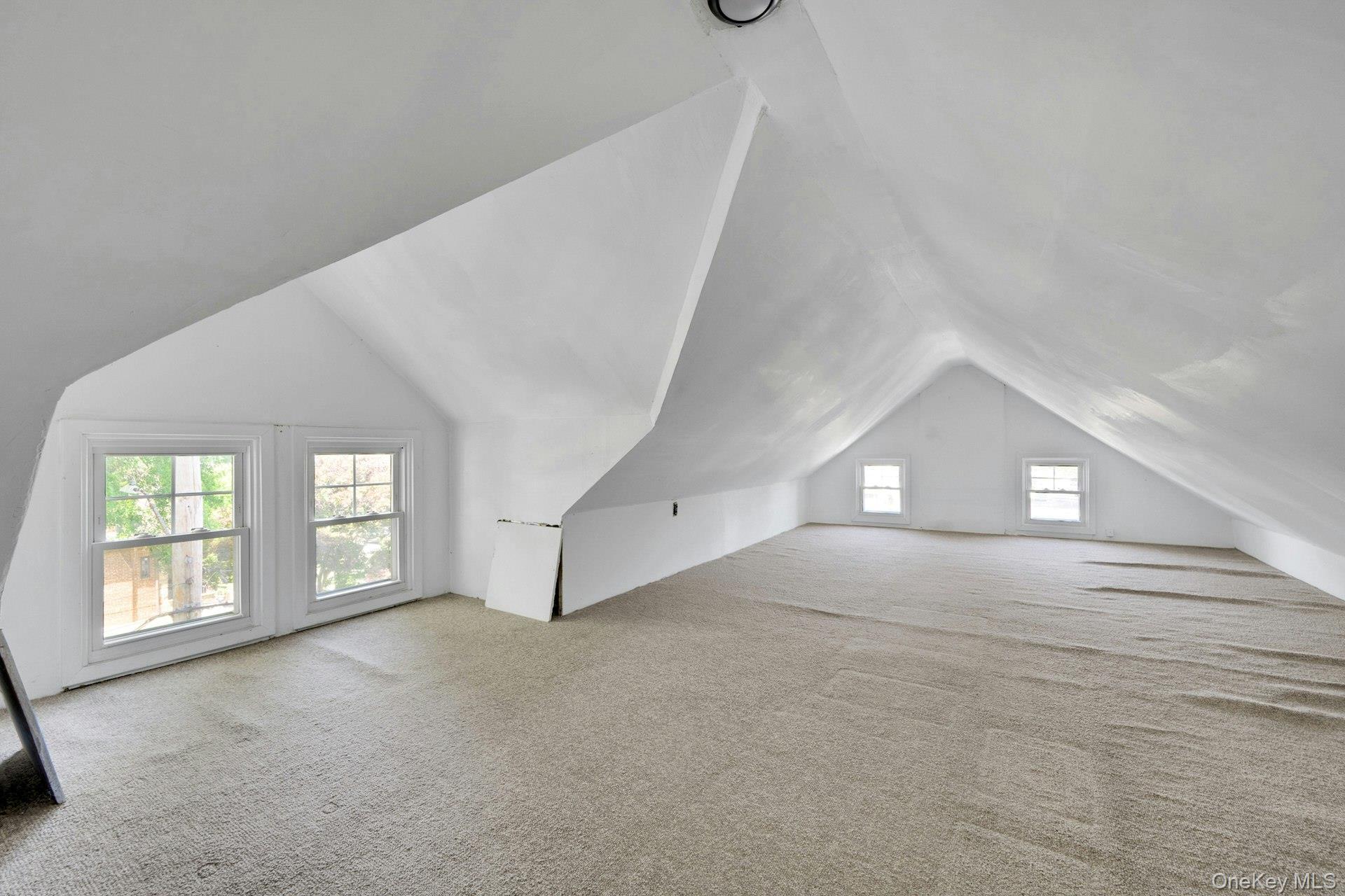 Single Family Stadium Bronx, NY 10465, MLS-1008966-22