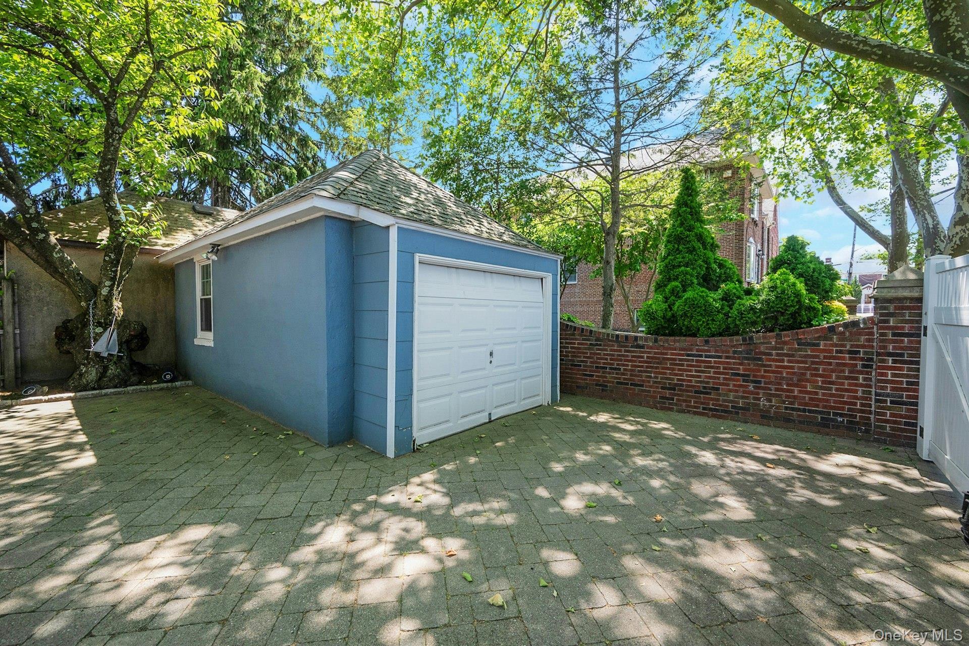 Single Family Stadium Bronx, NY 10465, MLS-1008966-29