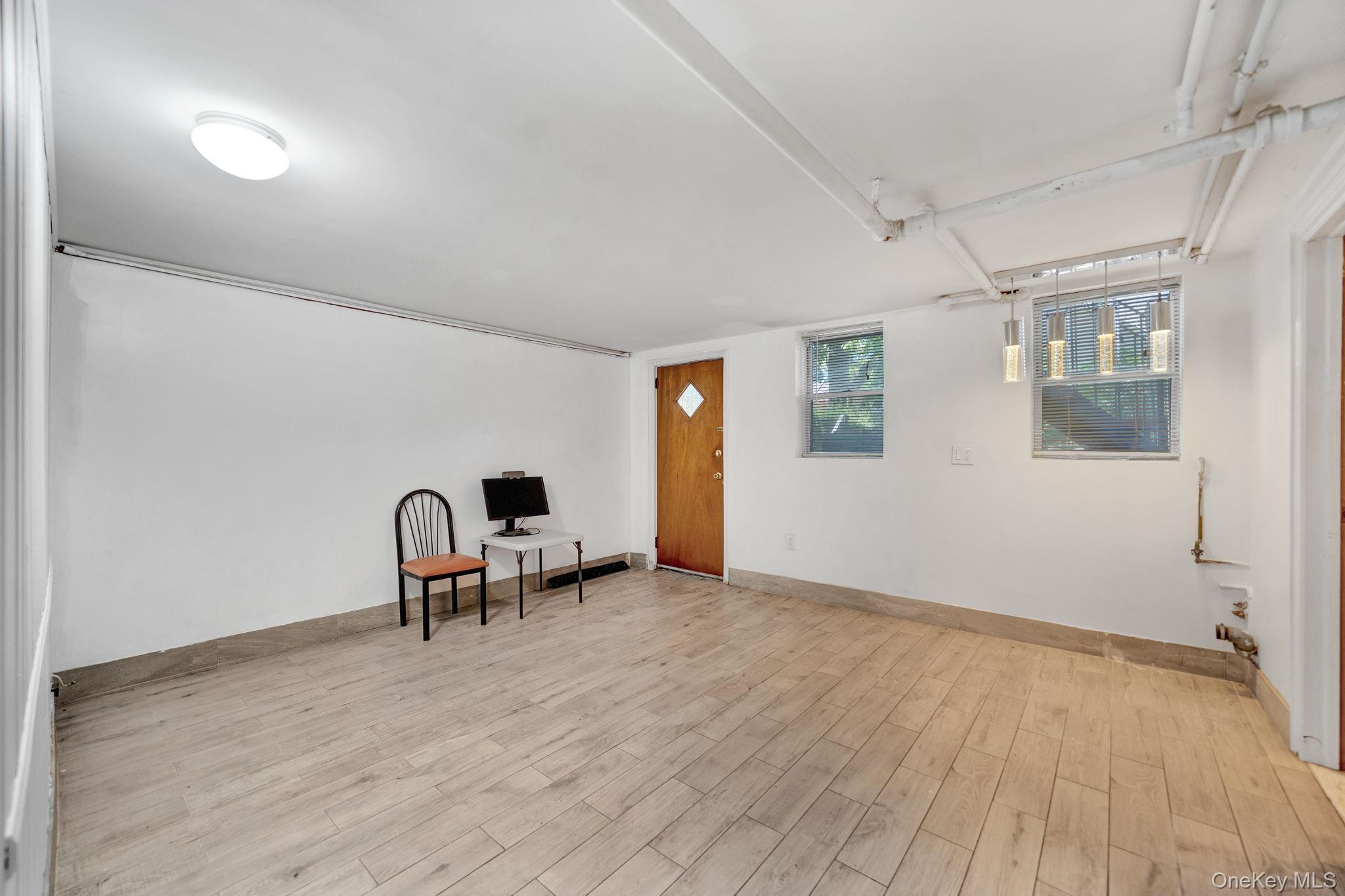 Single Family Paulding Bronx, NY 10462, MLS-1008976-20