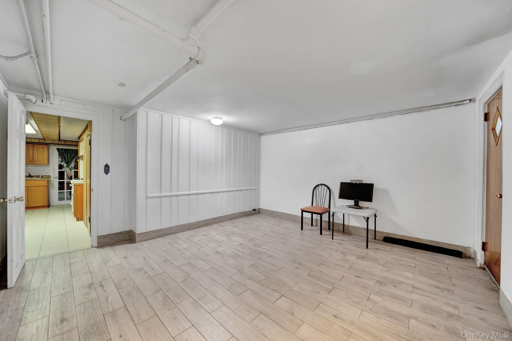 Single Family Paulding Bronx, NY 10462, MLS-1008976-23