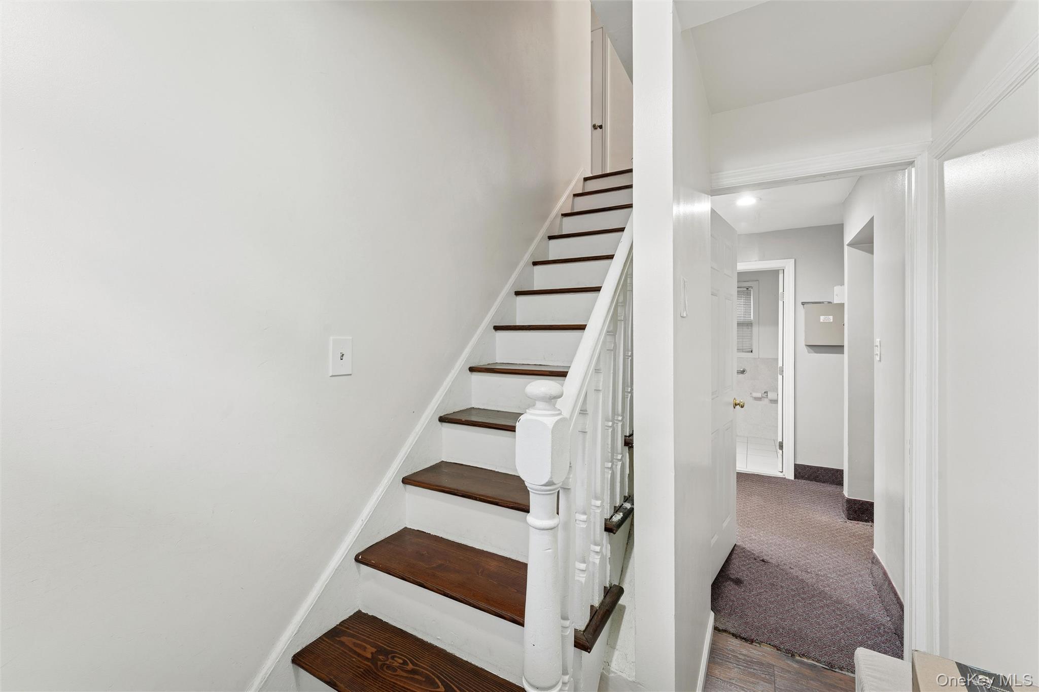 Single Family Seaton Gate  Nassau County, NY 11580, MLS-1008979-22
