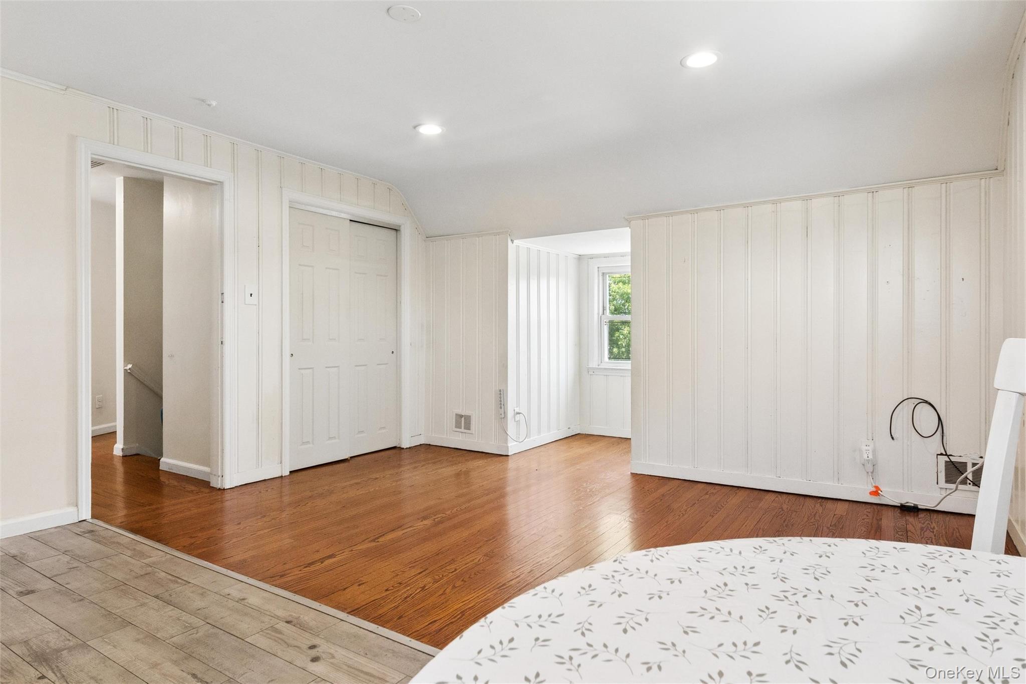Single Family Seaton Gate  Nassau County, NY 11580, MLS-1008979-25