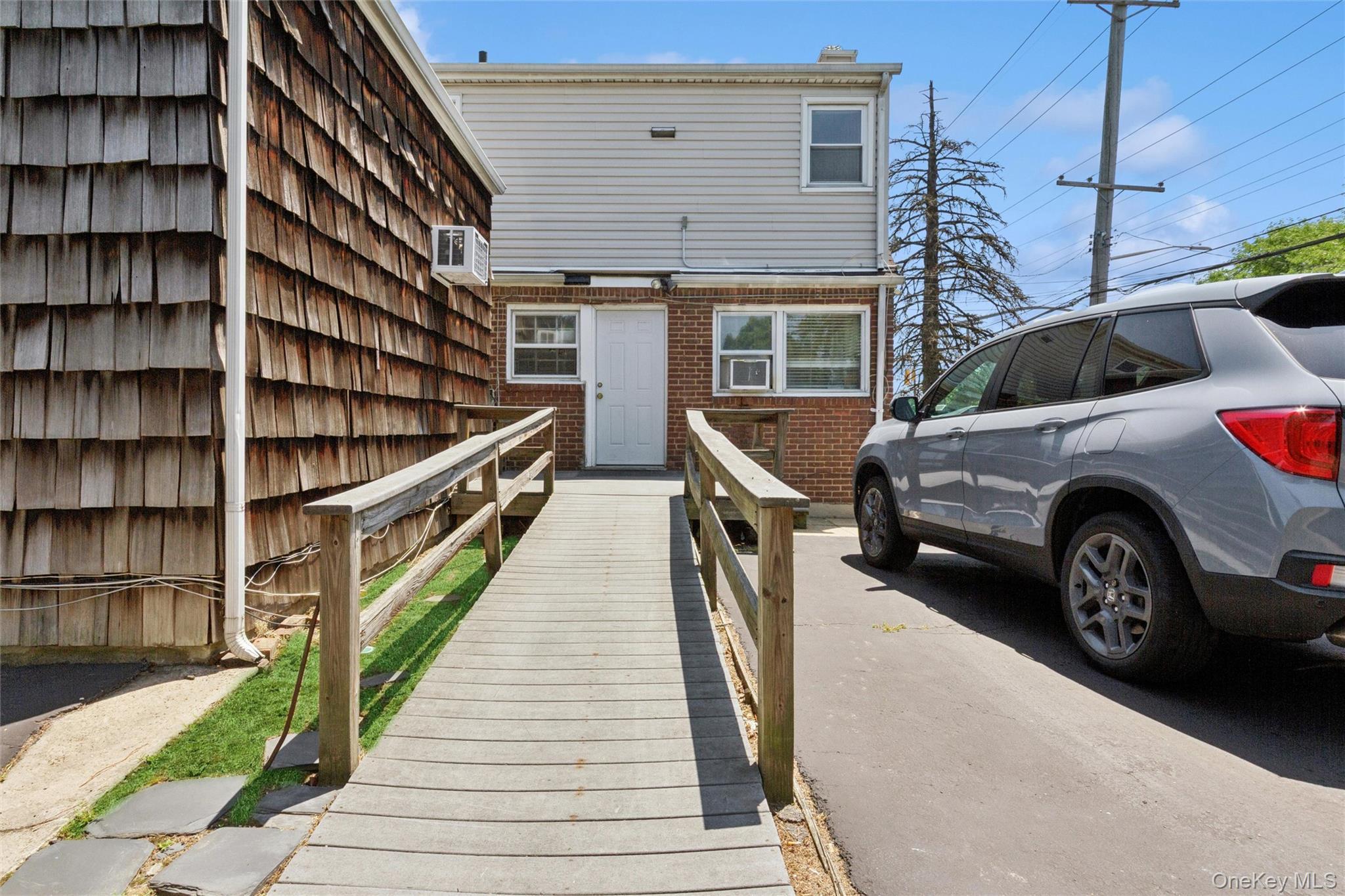 Single Family Seaton Gate  Nassau County, NY 11580, MLS-1008979-35
