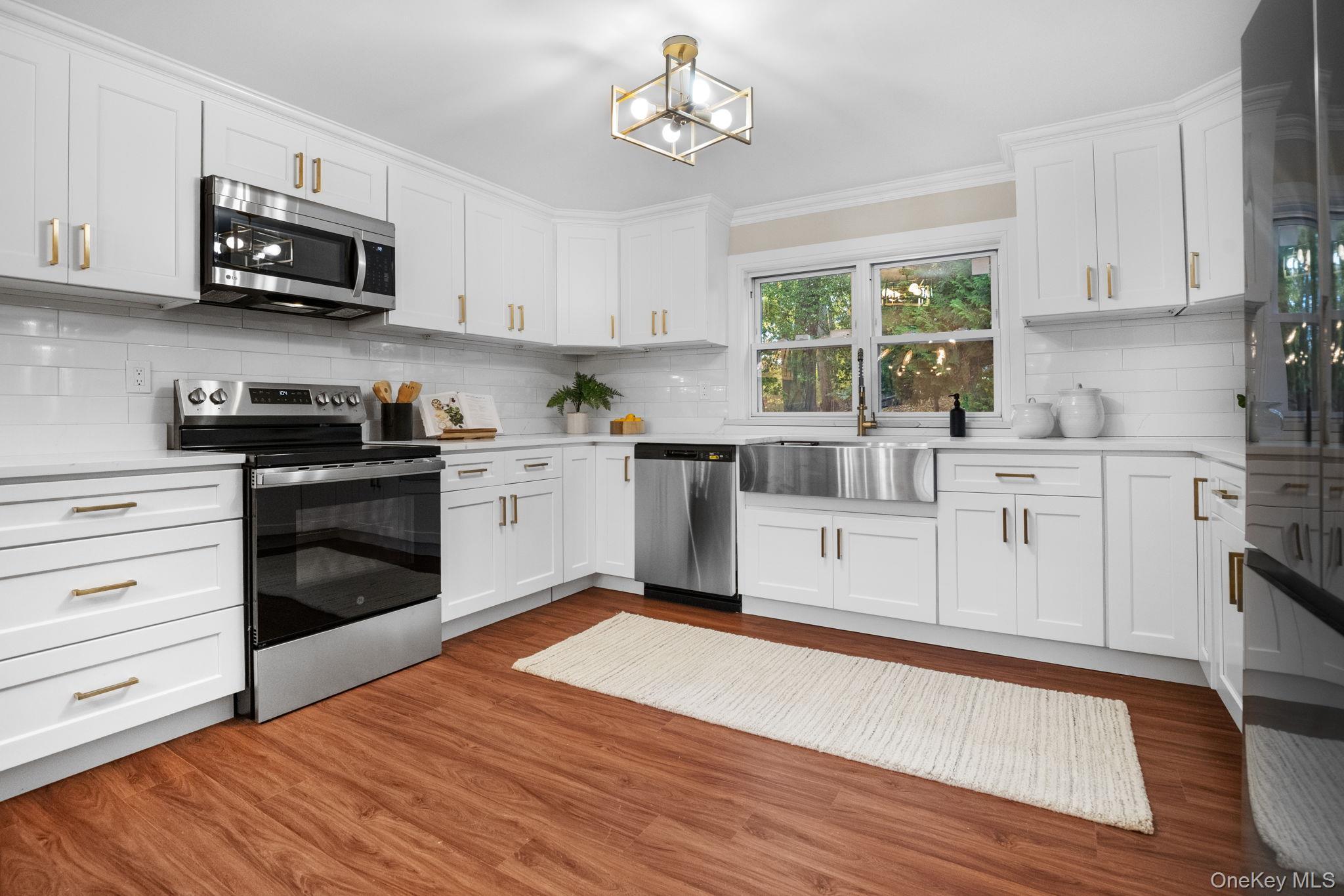 Single Family Winding Lane Westchester County, NY 10507, MLS-1008998-11