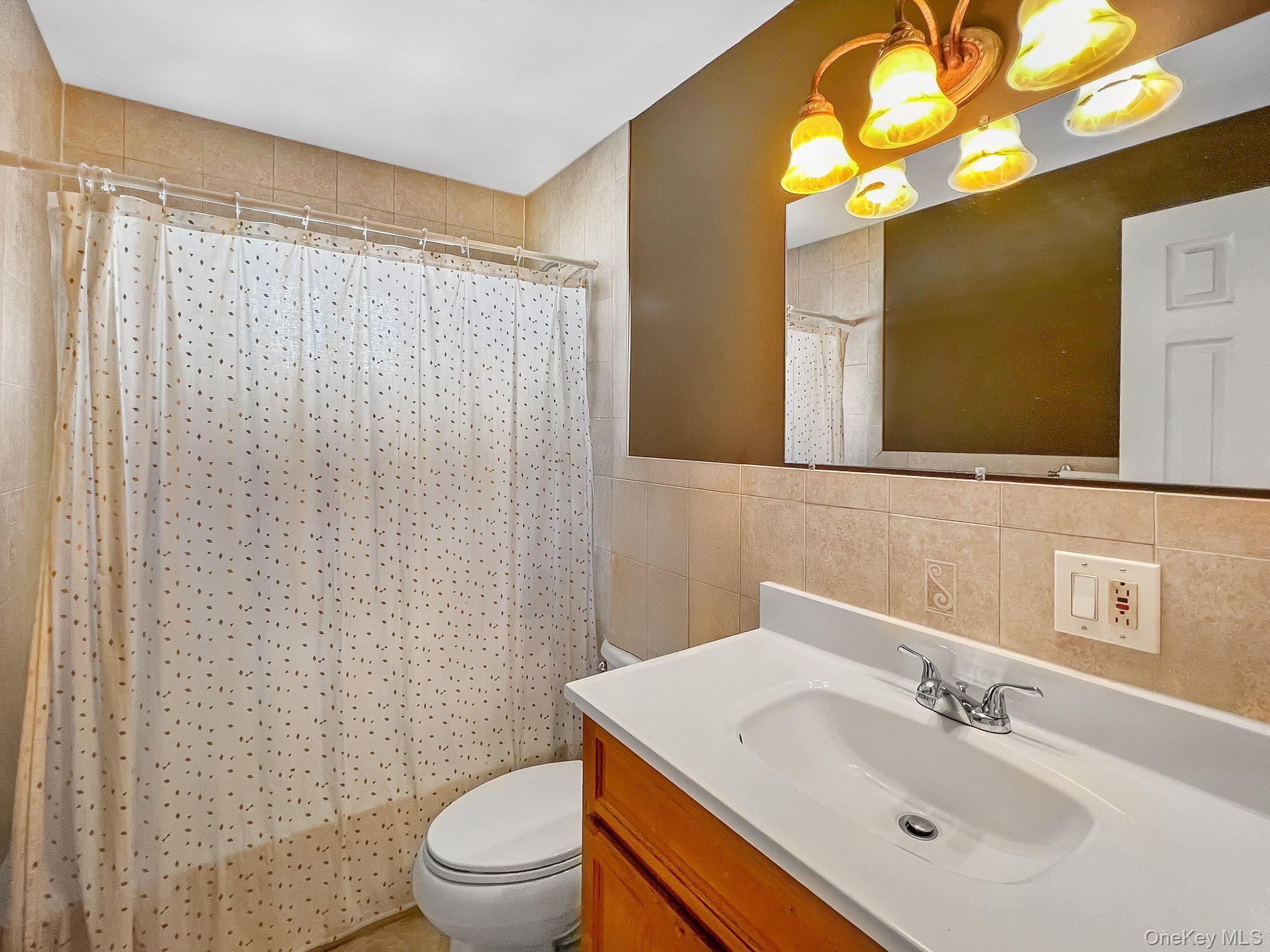 Single Family Murdock Avenue Nassau County, NY 11572, MLS-1009043-6