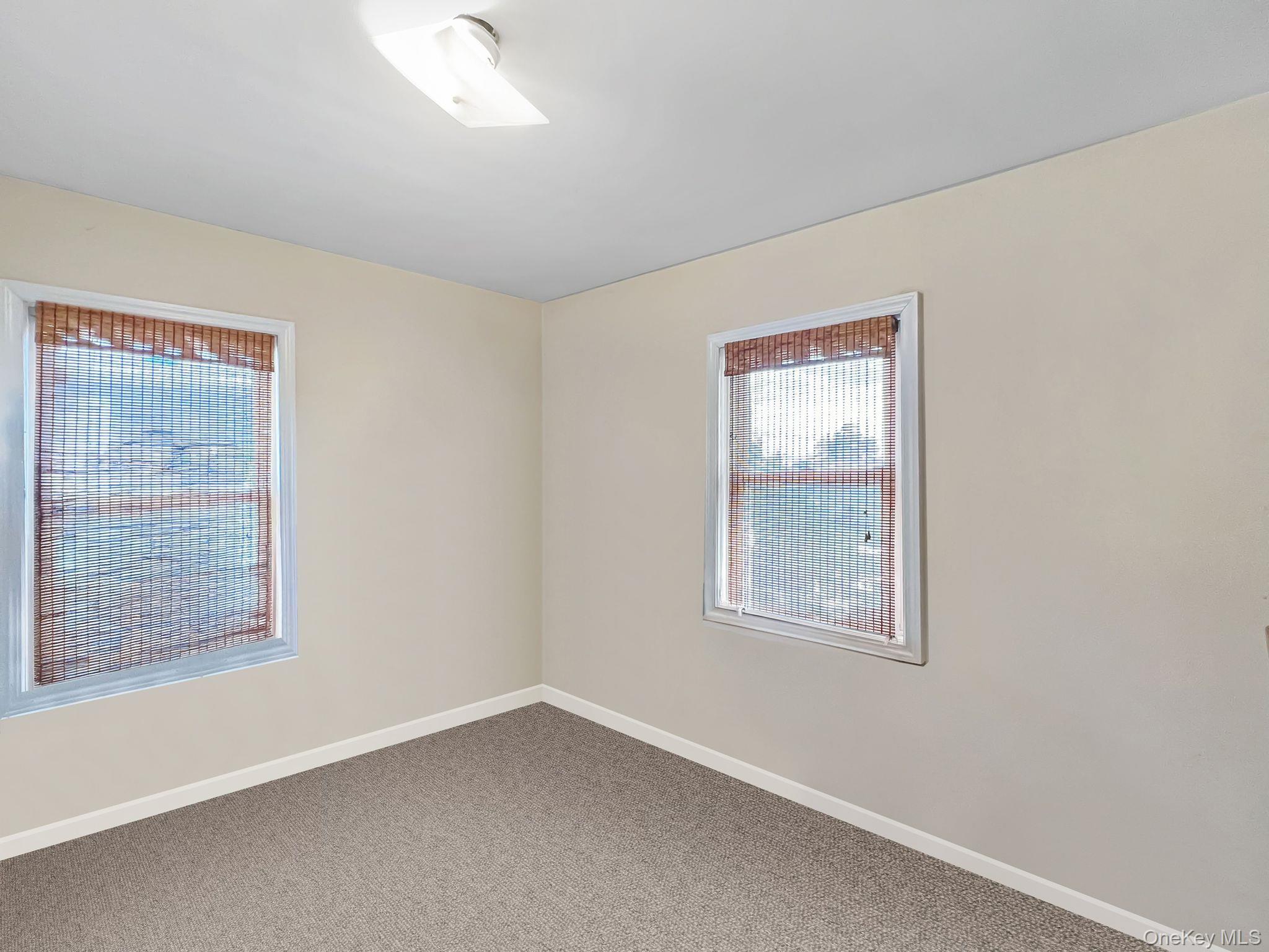 Single Family Murdock Avenue Nassau County, NY 11572, MLS-1009043-8