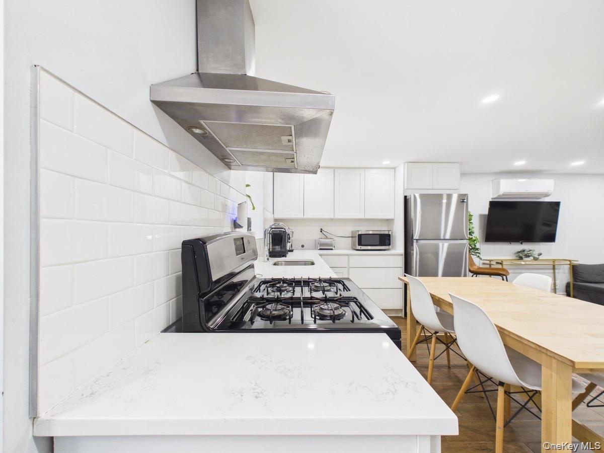 Apartment Jardine  Brooklyn, NY 11233, MLS-1009058-4