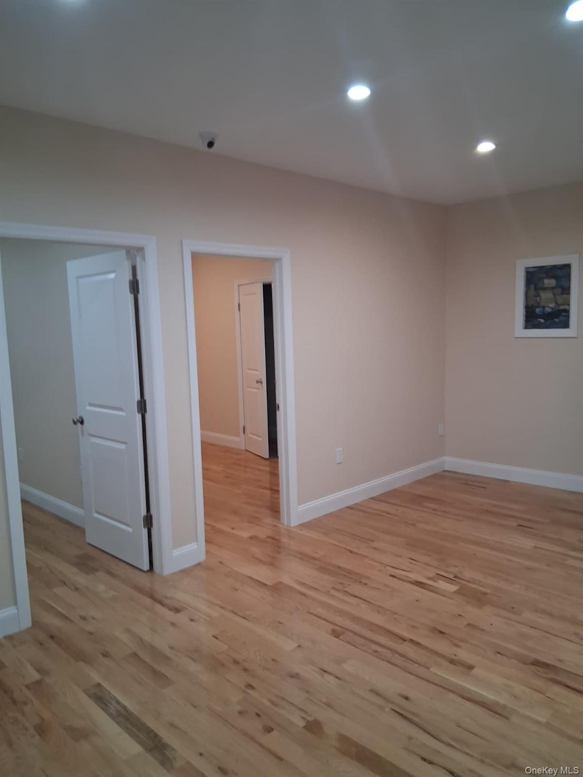 Single Family 226th  Bronx, NY 10466, MLS-1009065-24
