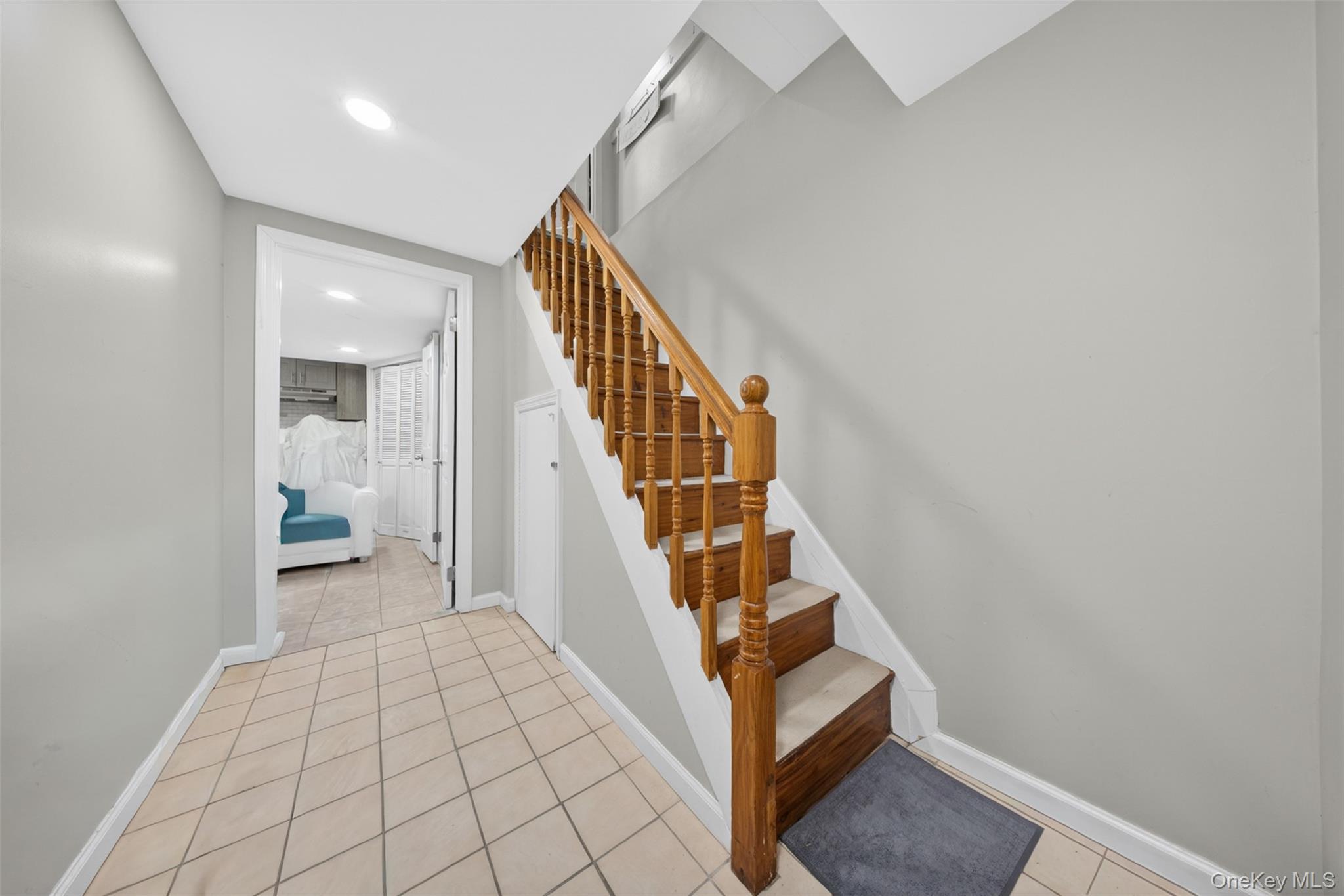 Single Family 165th Queens, NY 11365, MLS-1009069-18