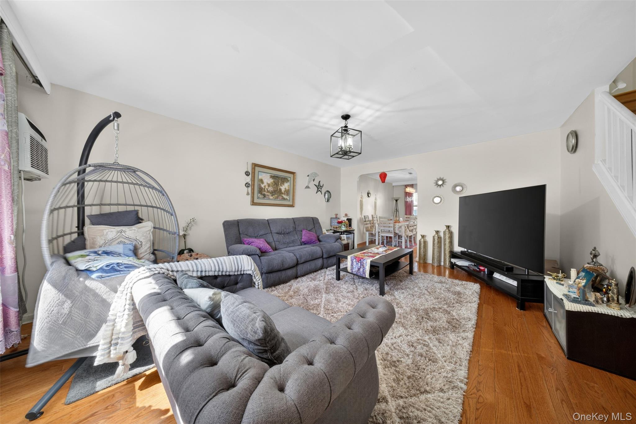Single Family 165th Queens, NY 11365, MLS-1009069-3