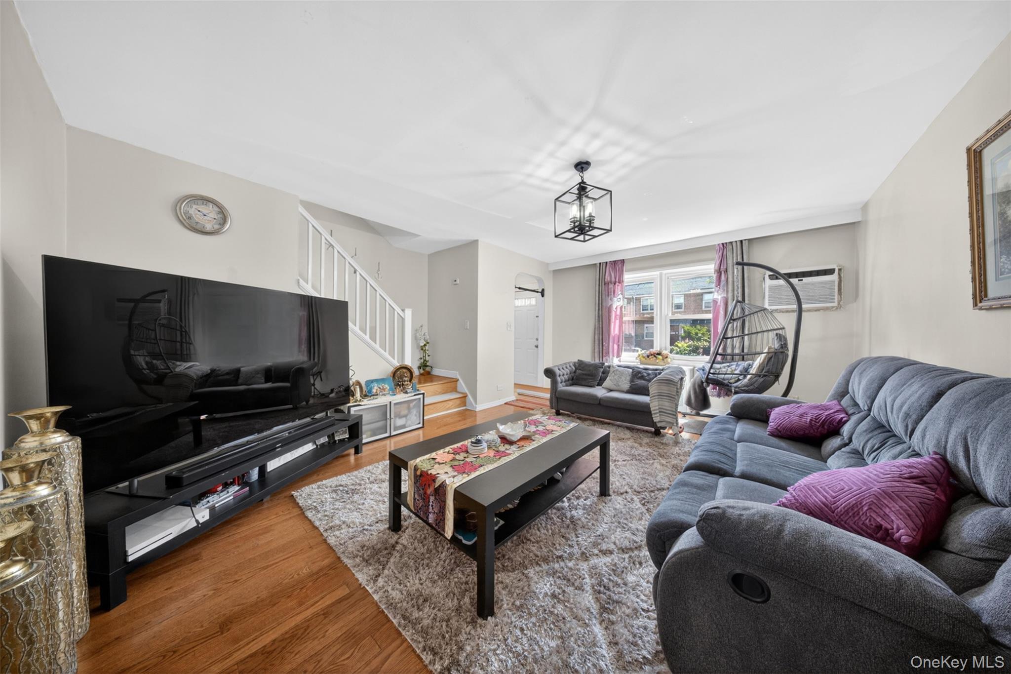 Single Family 165th Queens, NY 11365, MLS-1009069-4