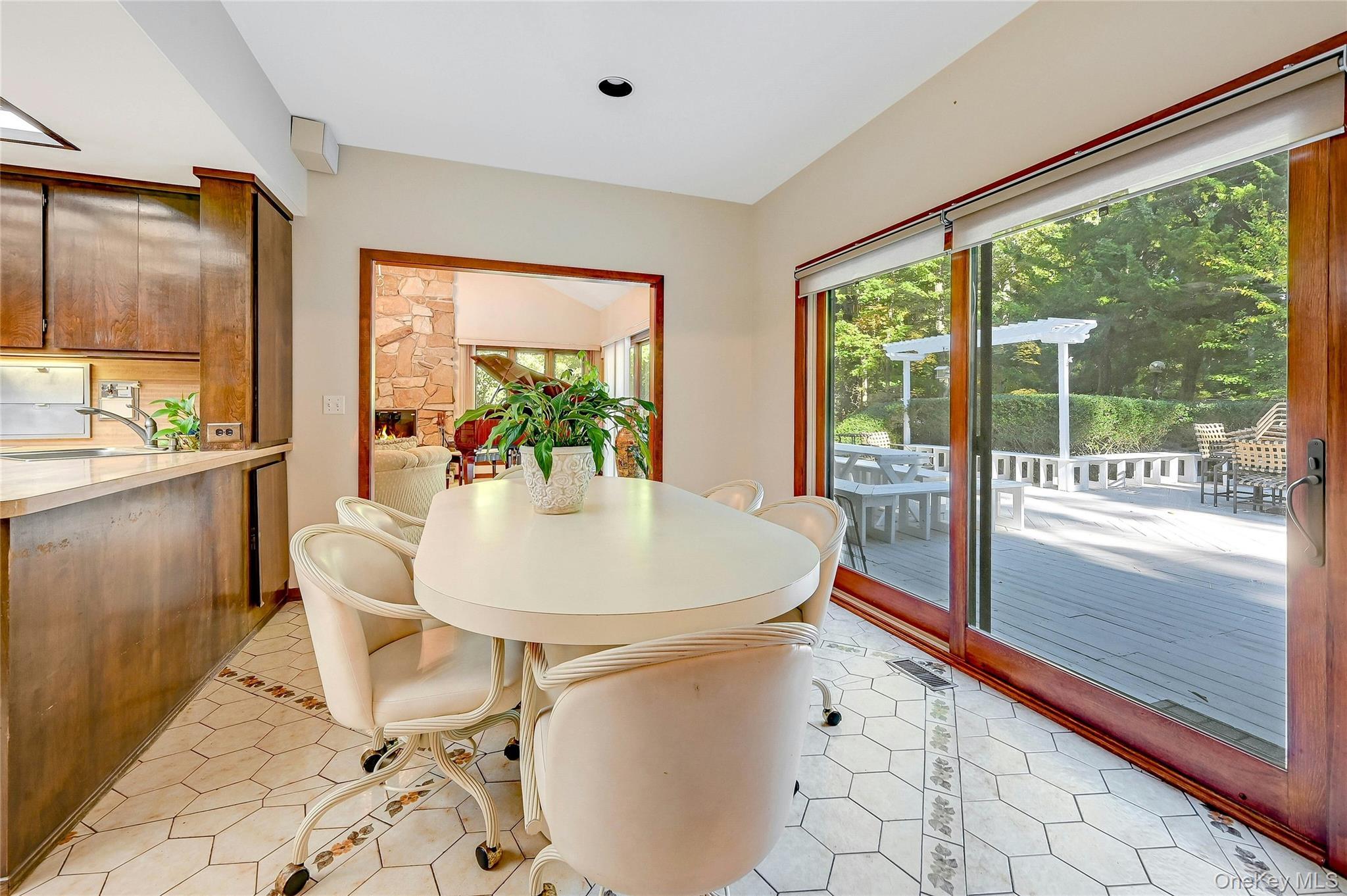 Single Family Cliffside Drive  Suffolk County, NY 11777, MLS-1009076-12