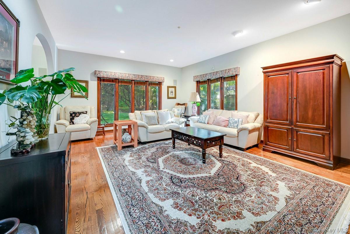Single Family Cliffside Drive  Suffolk County, NY 11777, MLS-1009076-9