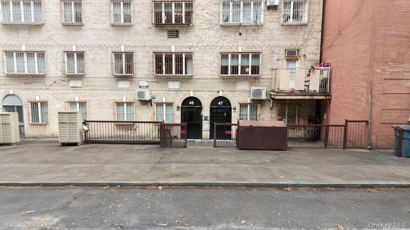 Condo 8th  Brooklyn, NY 11249, MLS-1009093-11