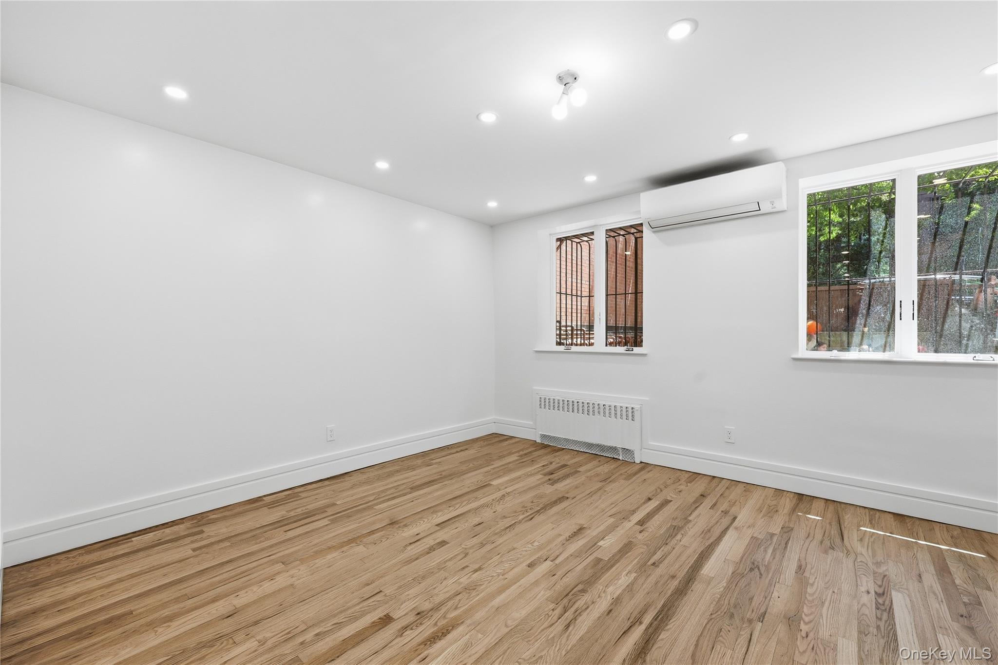 Condo 8th  Brooklyn, NY 11249, MLS-1009093-4