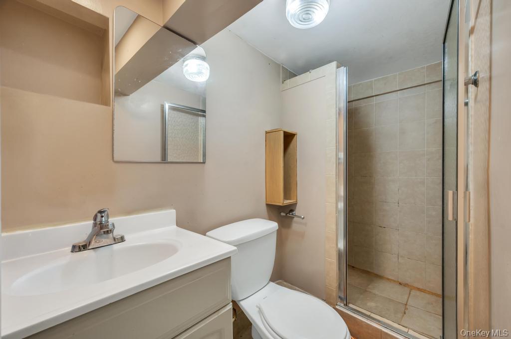 Single Family Woodhaven Queens, NY 11421, MLS-1009101-11