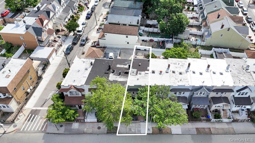 Single Family Woodhaven Queens, NY 11421, MLS-1009101-2