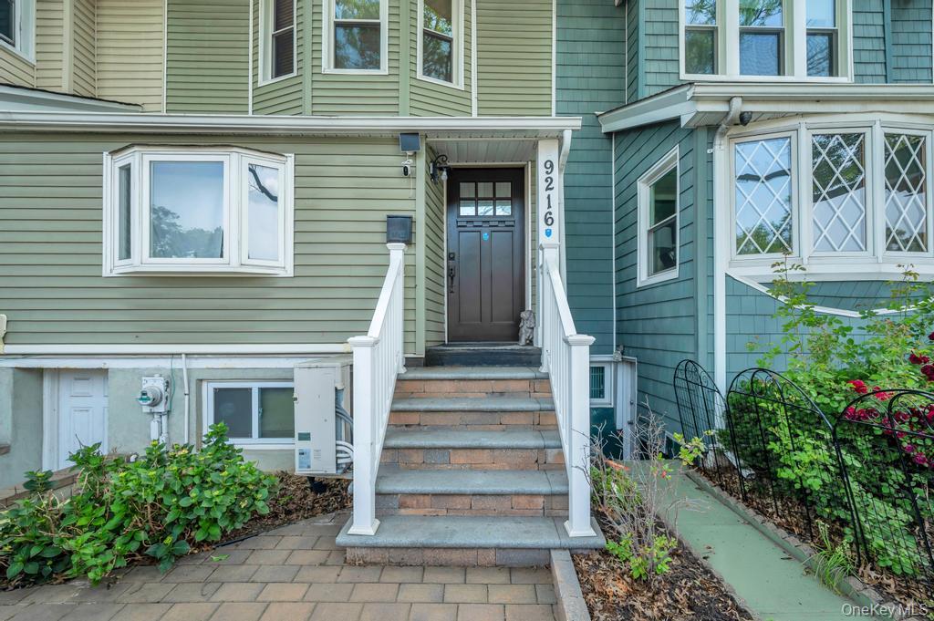Single Family Woodhaven Queens, NY 11421, MLS-1009101-4