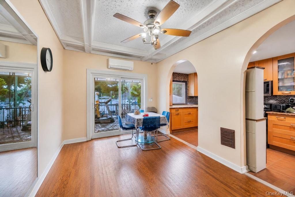 Single Family Woodhaven Queens, NY 11421, MLS-1009101-8