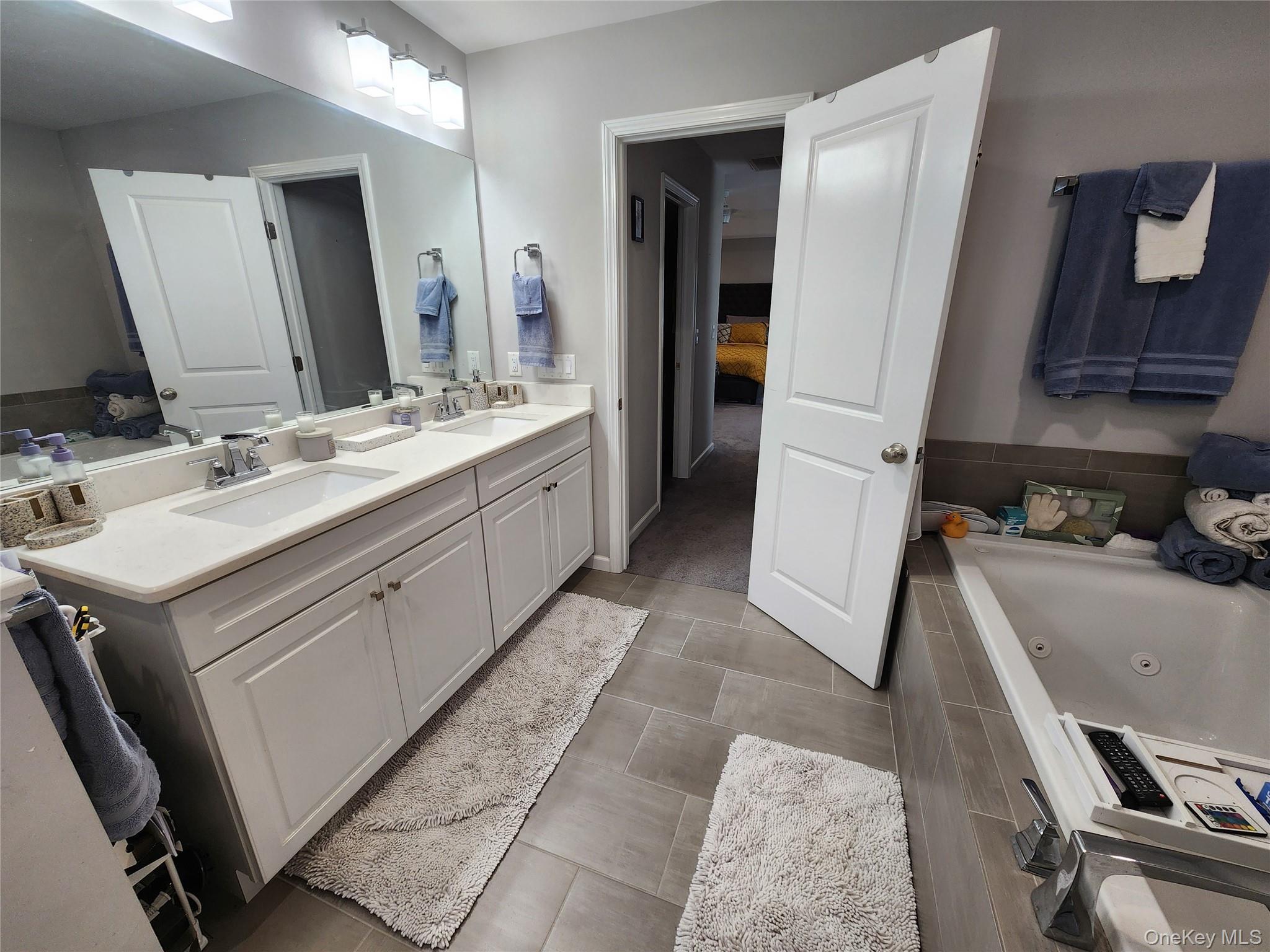 Single Family Mulberry Place  Dutchess County, NY 12533, MLS-1009125-40