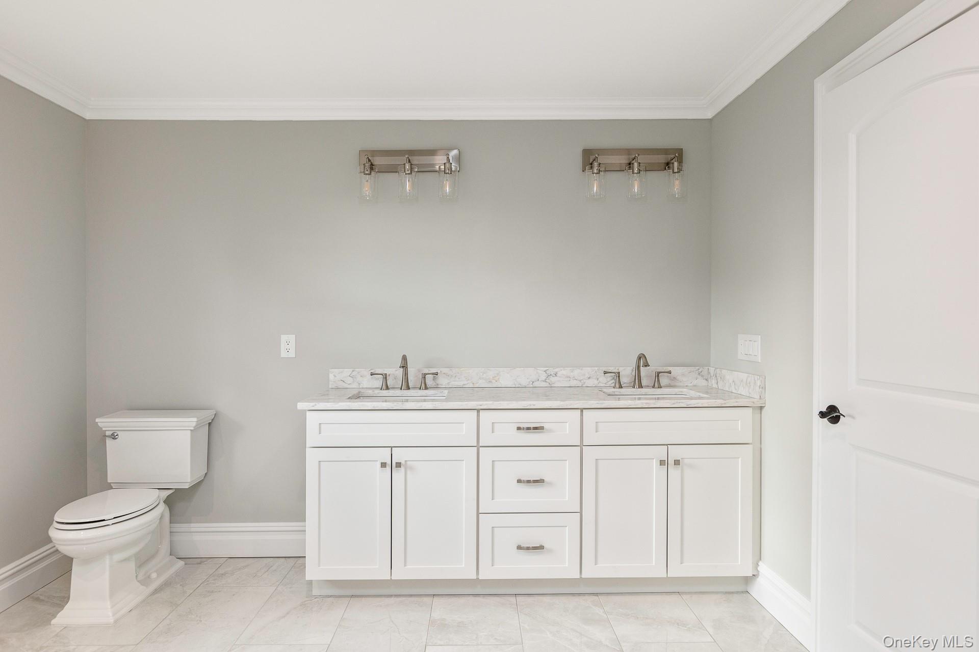 Single Family Townline Road  Suffolk County, NY 11725, MLS-1009162-29