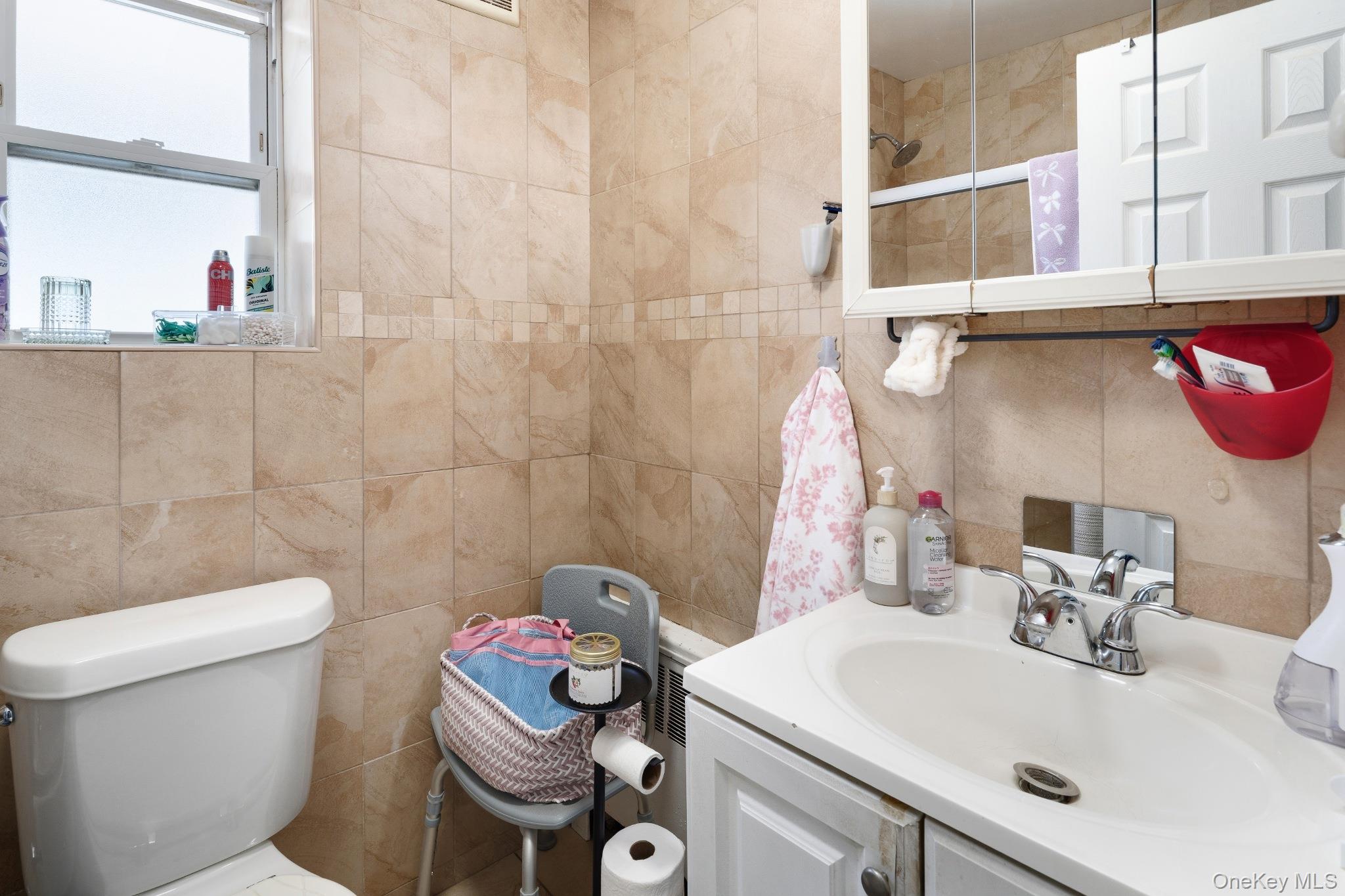 Single Family Seymour  Bronx, NY 10469, MLS-1009171-25