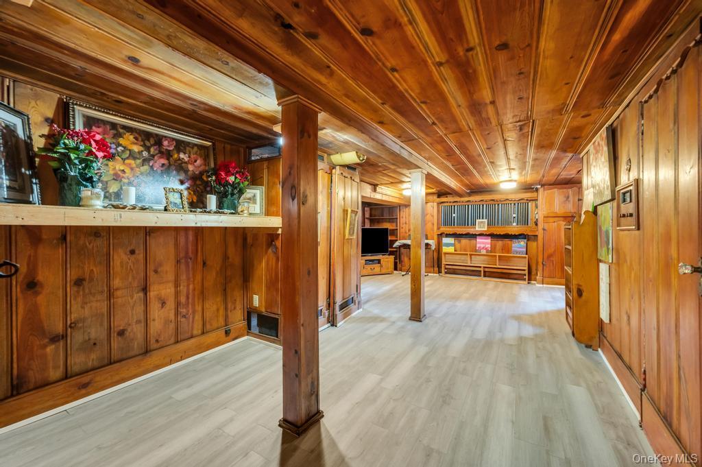 Single Family Bixley Heath  Nassau County, NY 11563, MLS-1009206-25