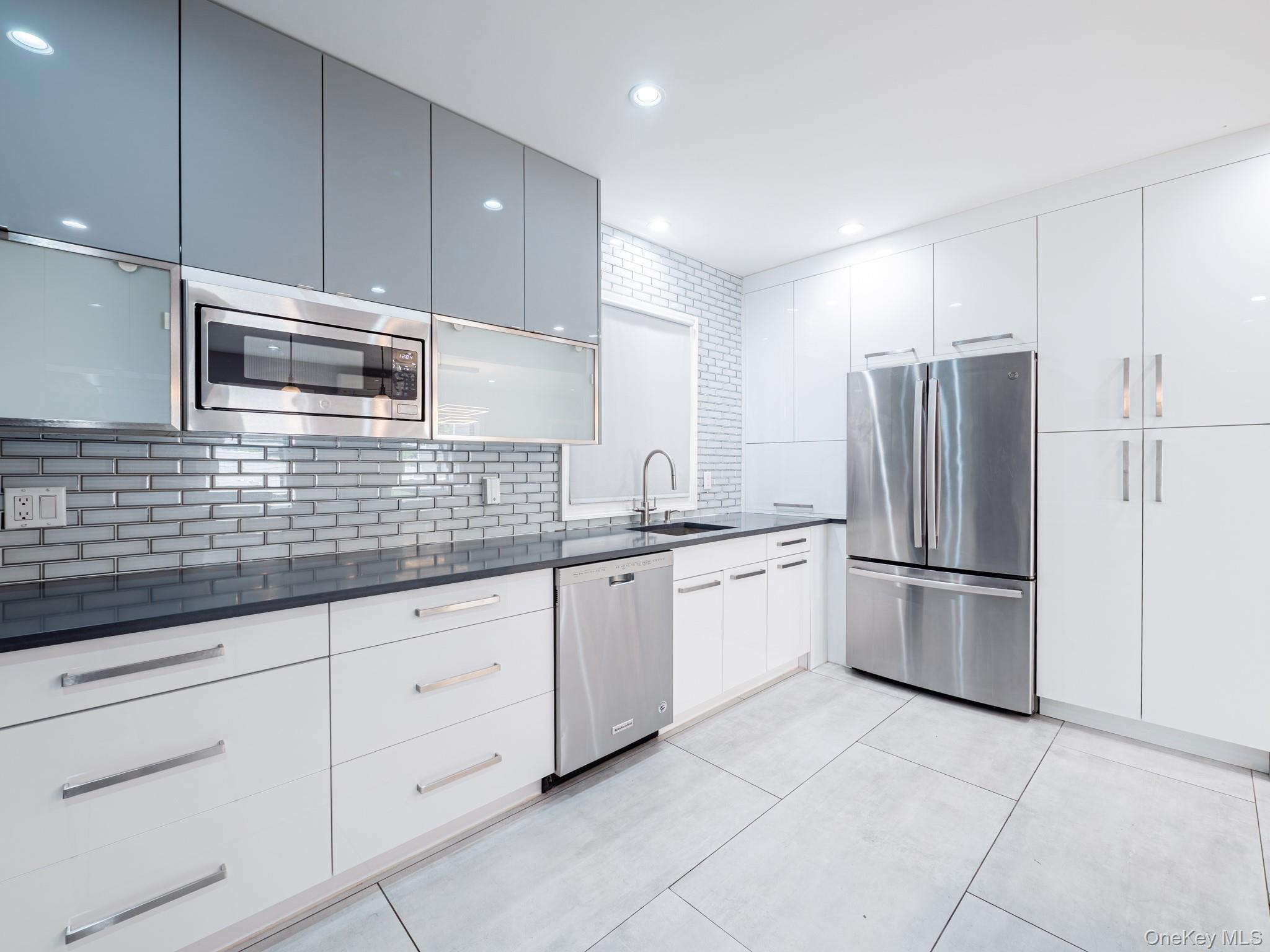 Single Family 116th Street Queens, NY 11418, MLS-1009208-10