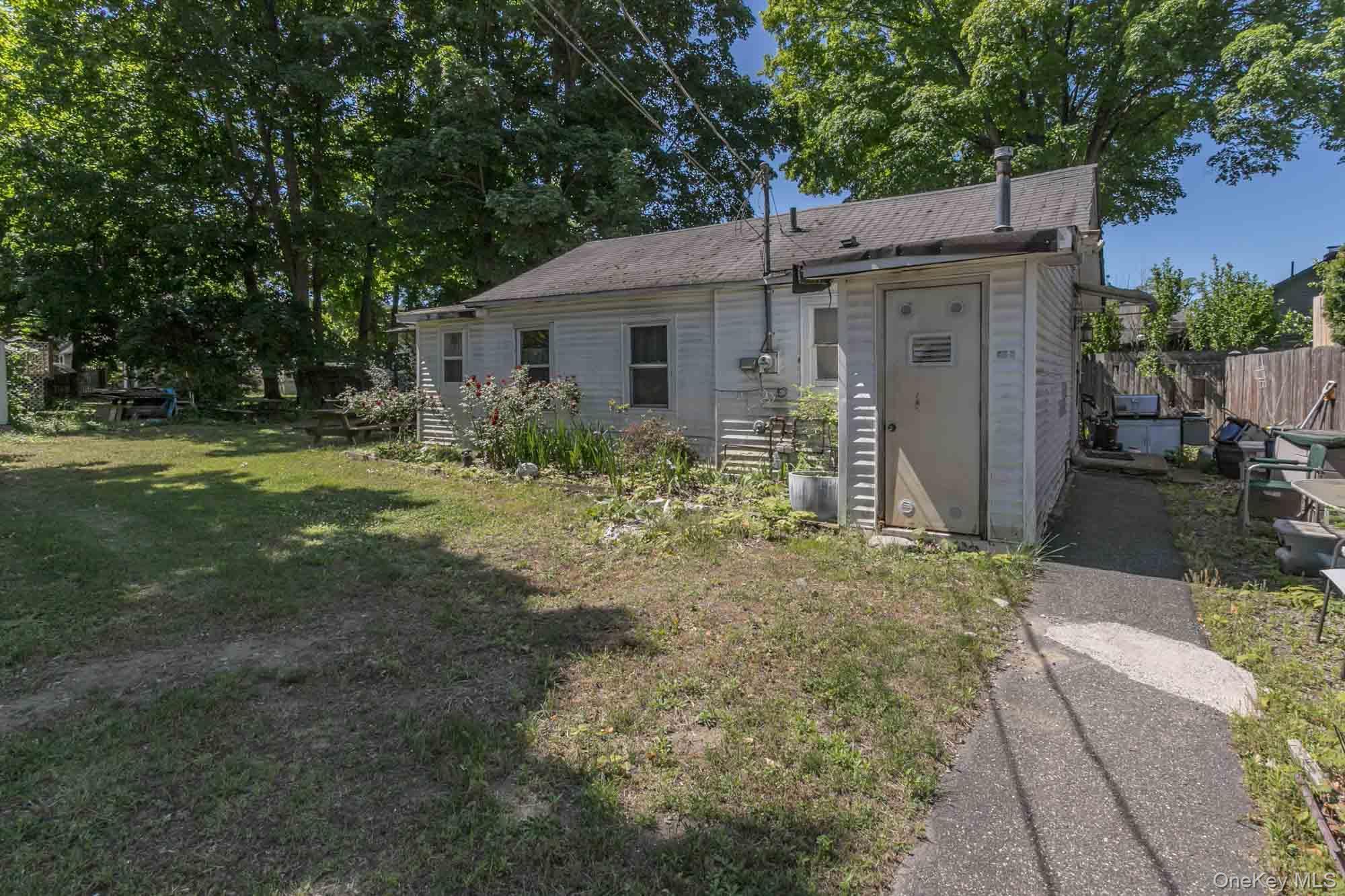Single Family Oak Street  Orange County, NY 10925, MLS-1009280-17