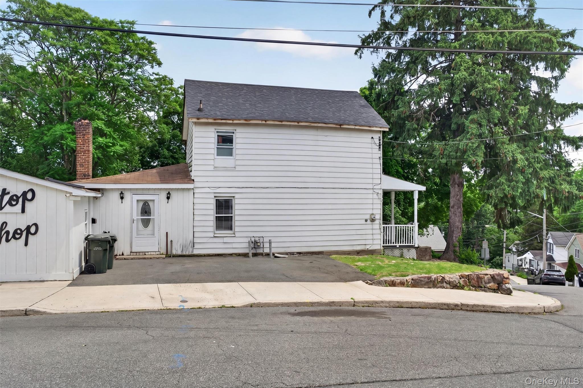 Single Family Schneider Avenue Orange County, NY 10928, MLS-1009342-44