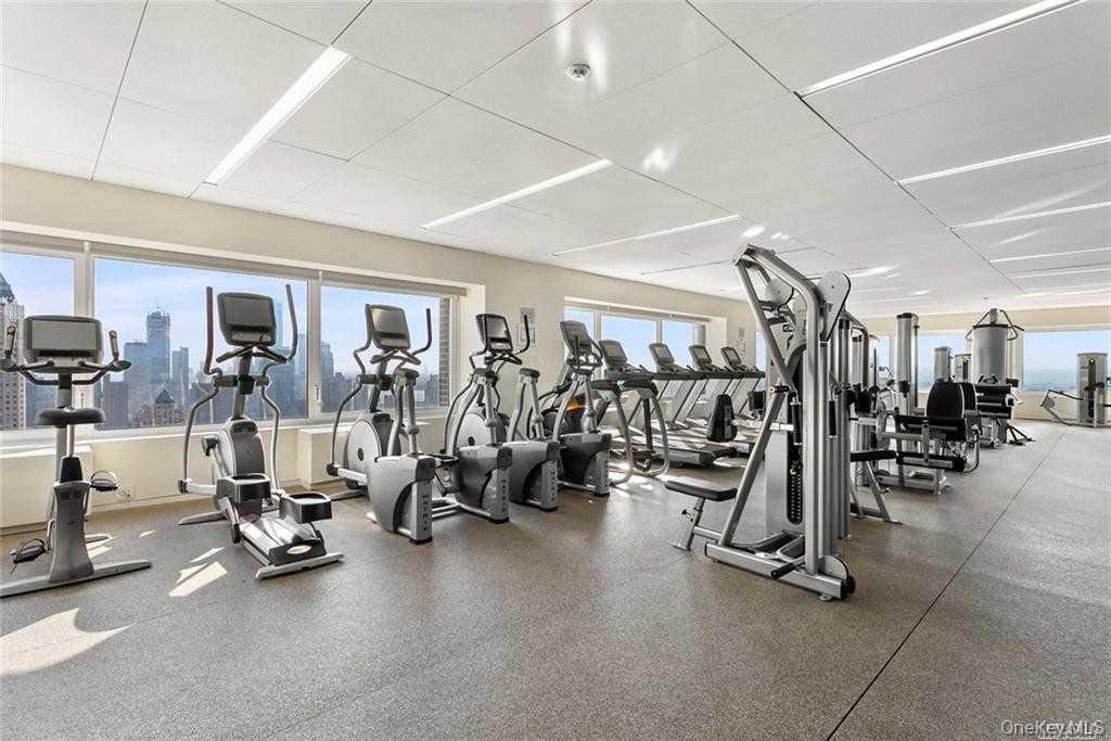 Apartment 57 Th St  Manhattan, NY 10019, MLS-1009351-4