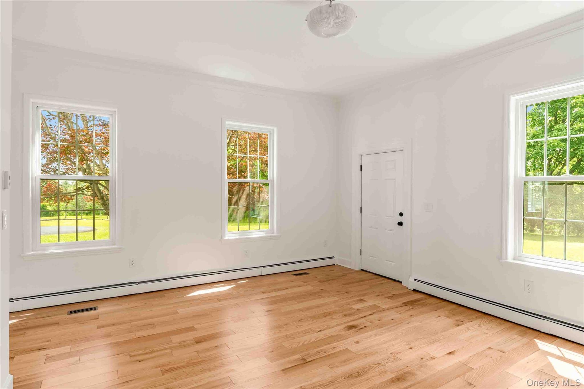 Single Family Glen Street  Ulster County, NY 12401, MLS-1009353-18