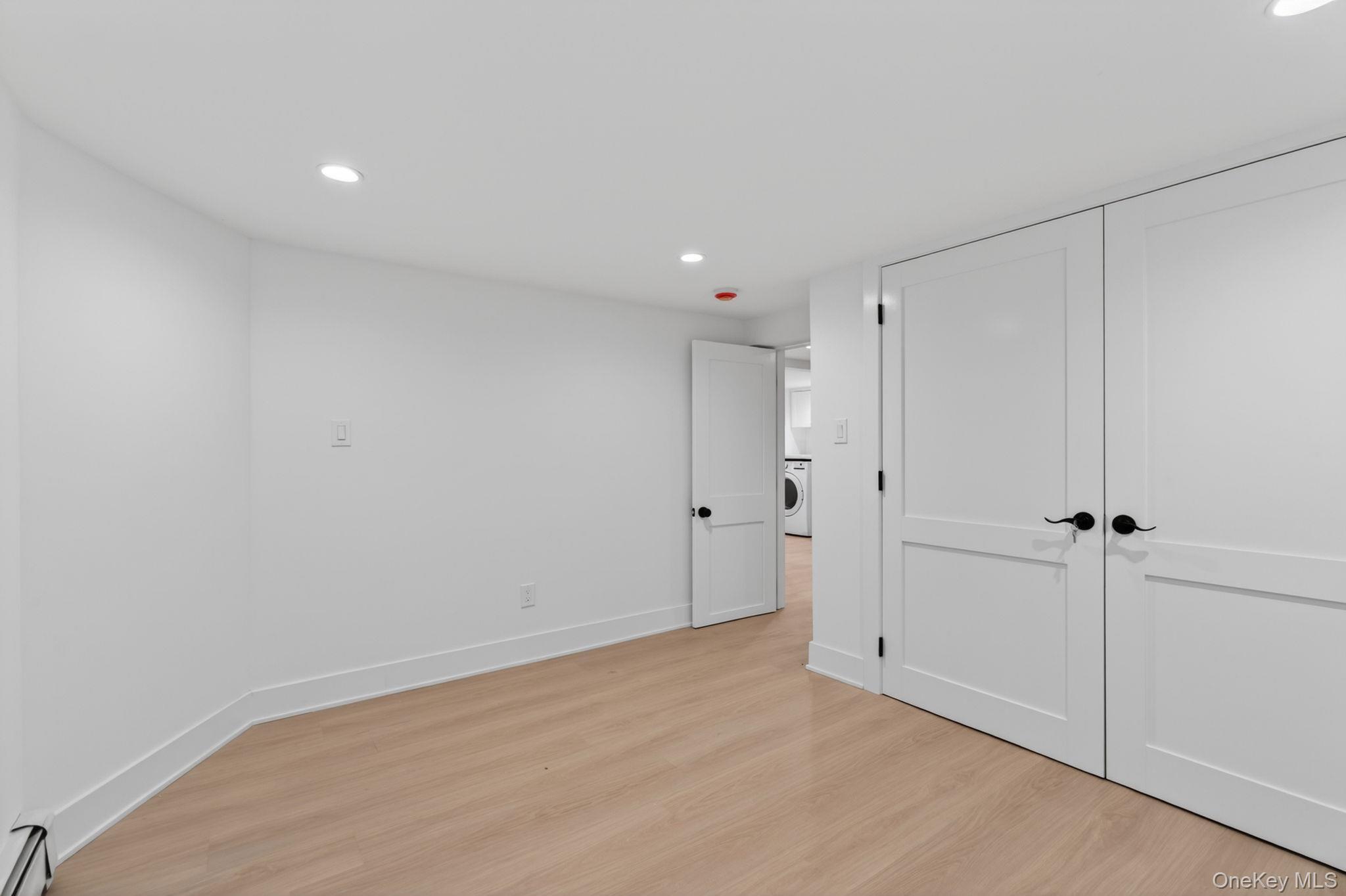 Single Family Kenneth Avenue Suffolk County, NY 11743, MLS-1009359-28