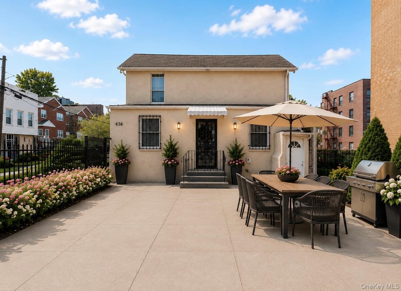 Single Family E 219th Street Bronx, NY 10467, MLS-1009378-15