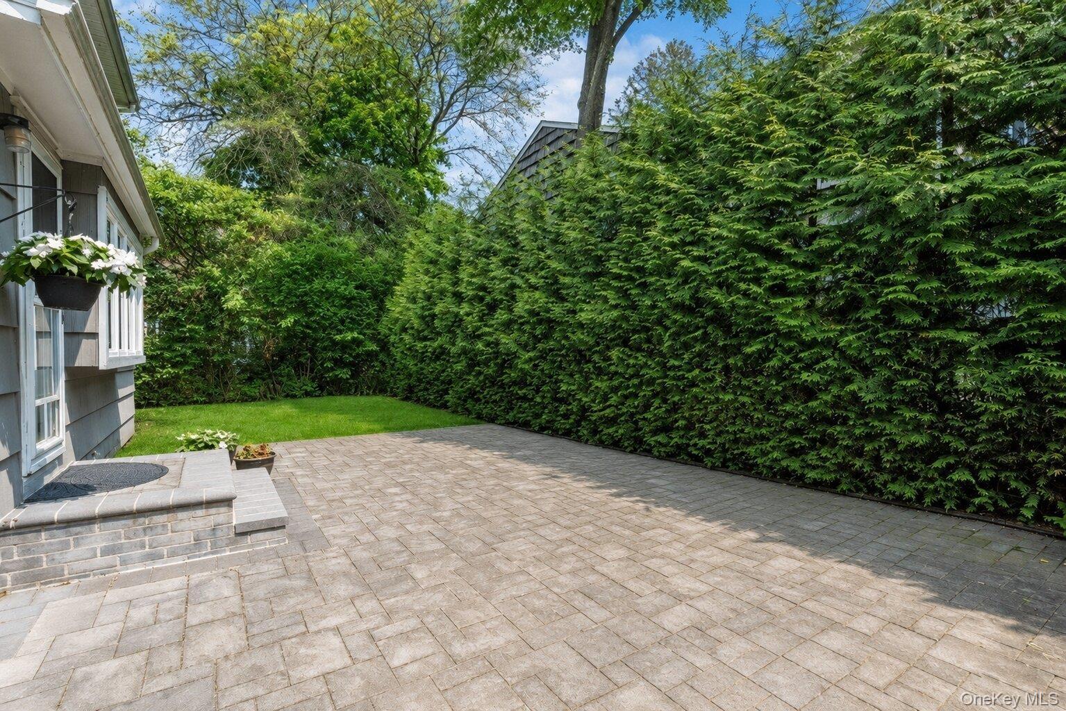 Single Family Waverly Place  Nassau County, NY 11559, MLS-1009382-19