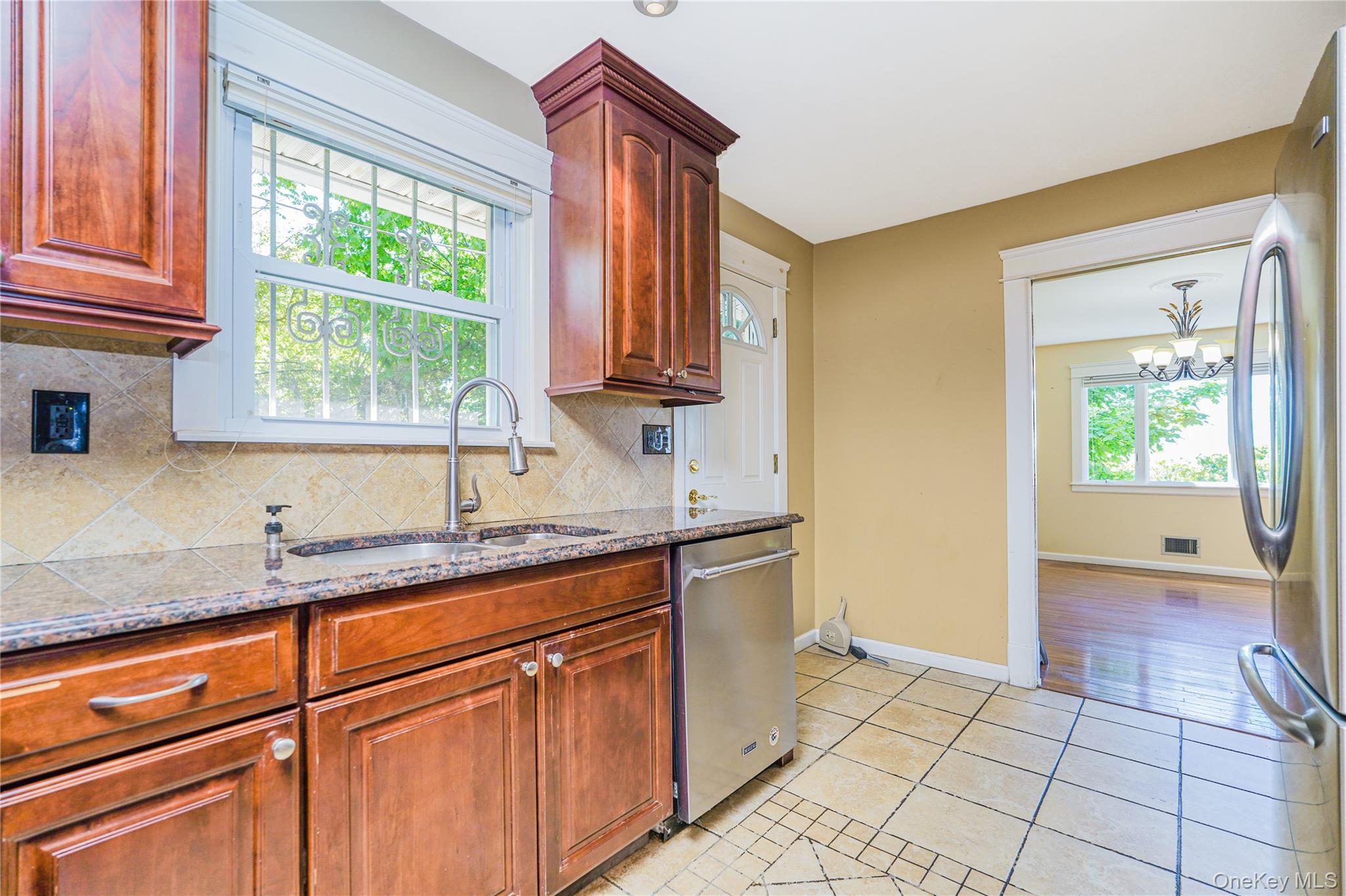 Single Family Coverly Avenue Staten Island, NY 10301, MLS-1009383-12