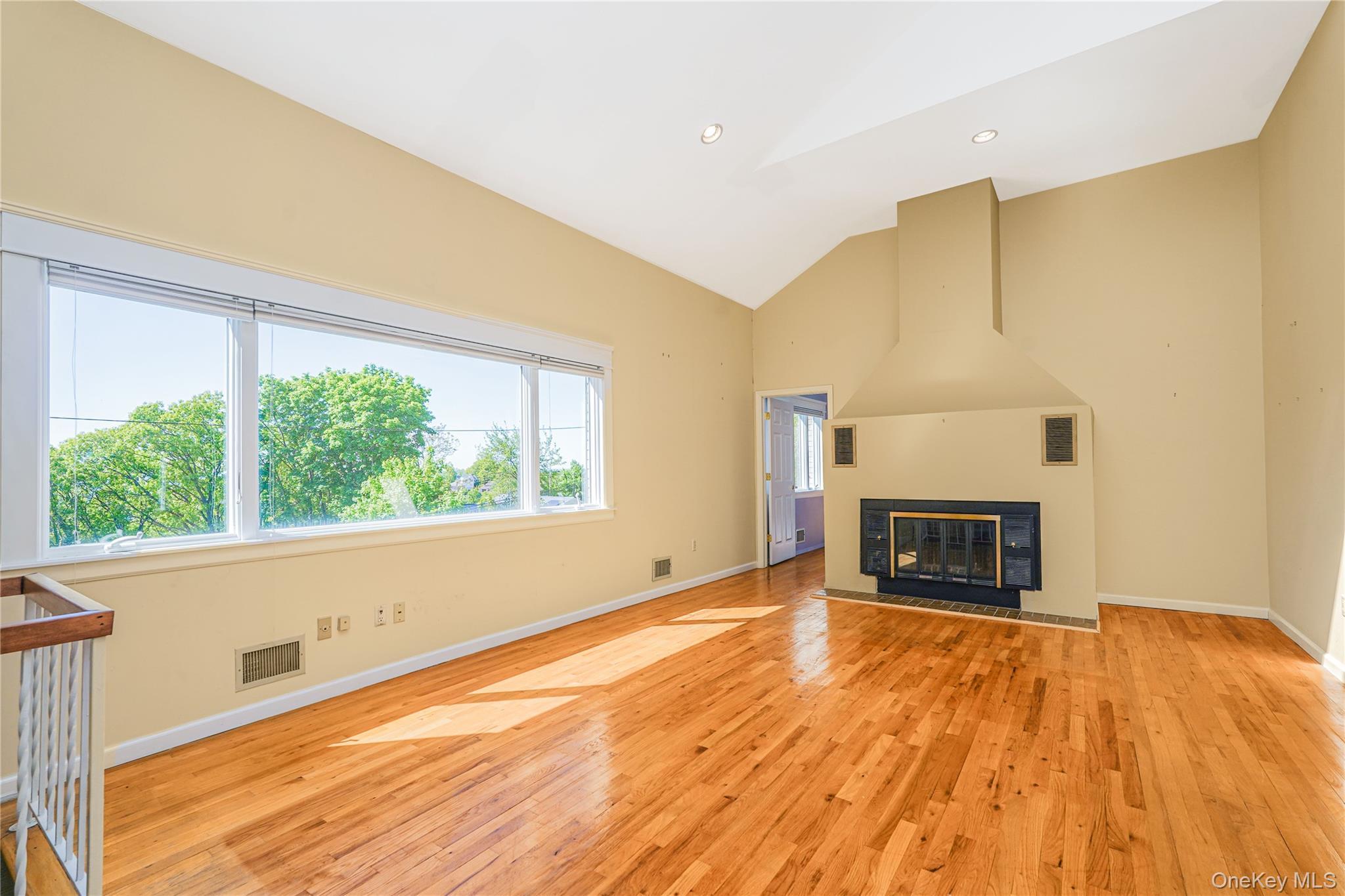 Single Family Coverly Avenue Staten Island, NY 10301, MLS-1009383-2