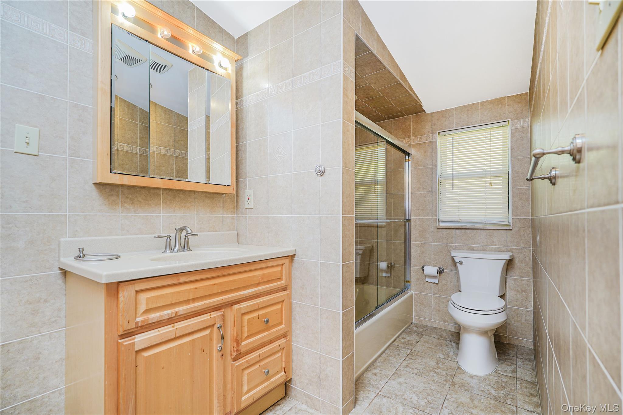 Single Family Coverly Avenue Staten Island, NY 10301, MLS-1009383-26