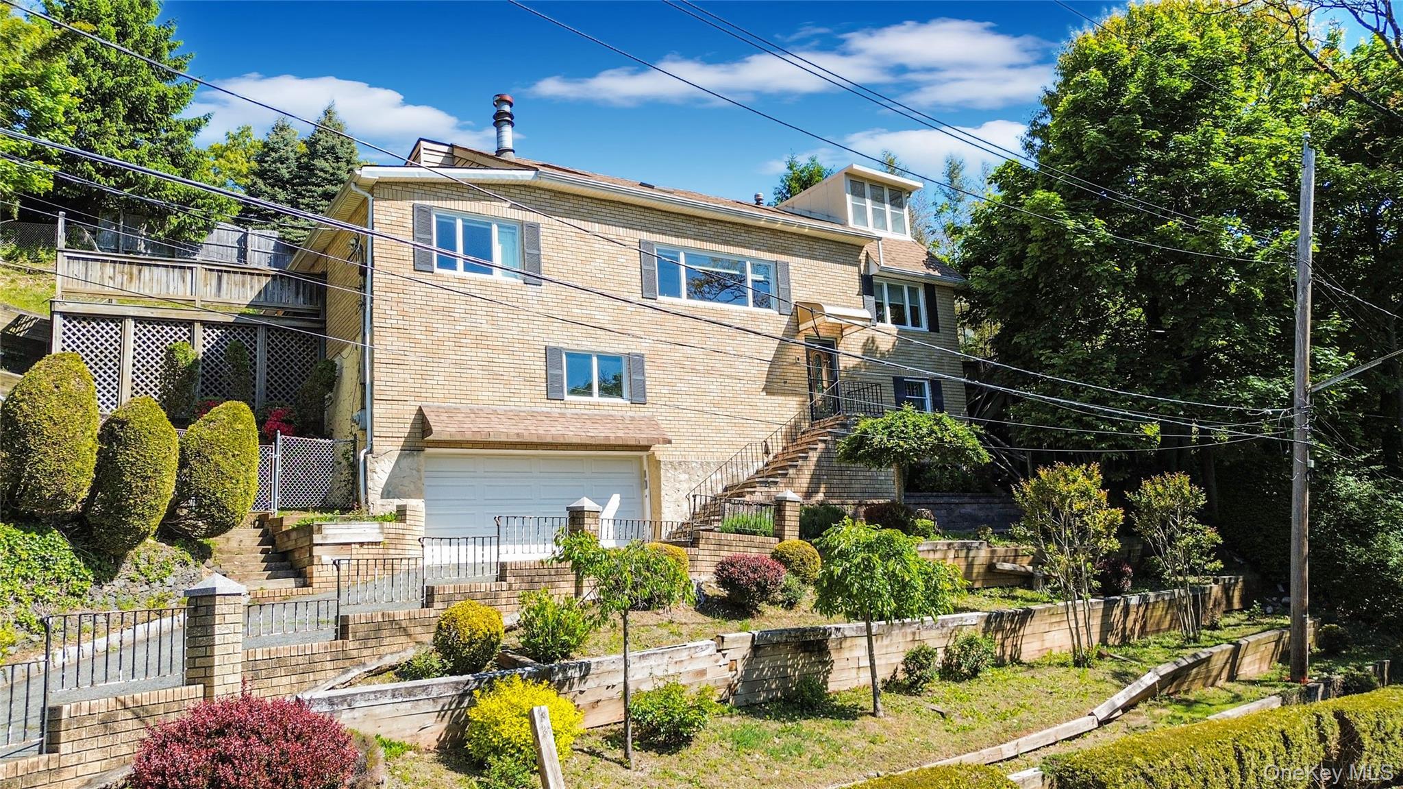 Single Family Coverly Avenue Staten Island, NY 10301, MLS-1009383-37